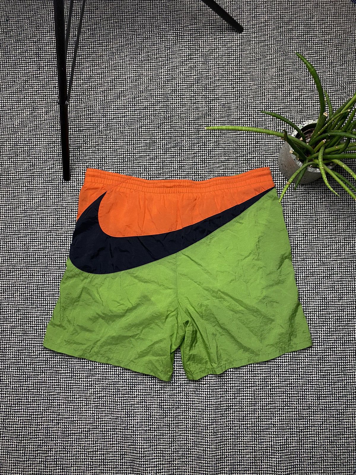 Nike × Vintage Nike vintage Big swoosh shorts y2k drill Size US 31 - 1 Thumbnail