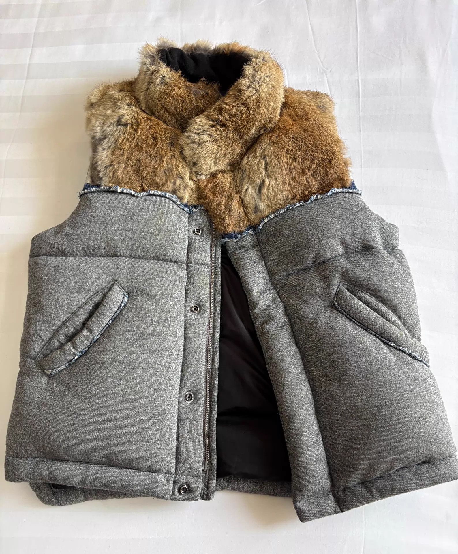 Maison MIHARA YASUHIRO MIHARA YASUHIRO Vintage Partial Rabbit Fur Down Vest Size ONE SIZE - 4 Thumbnail