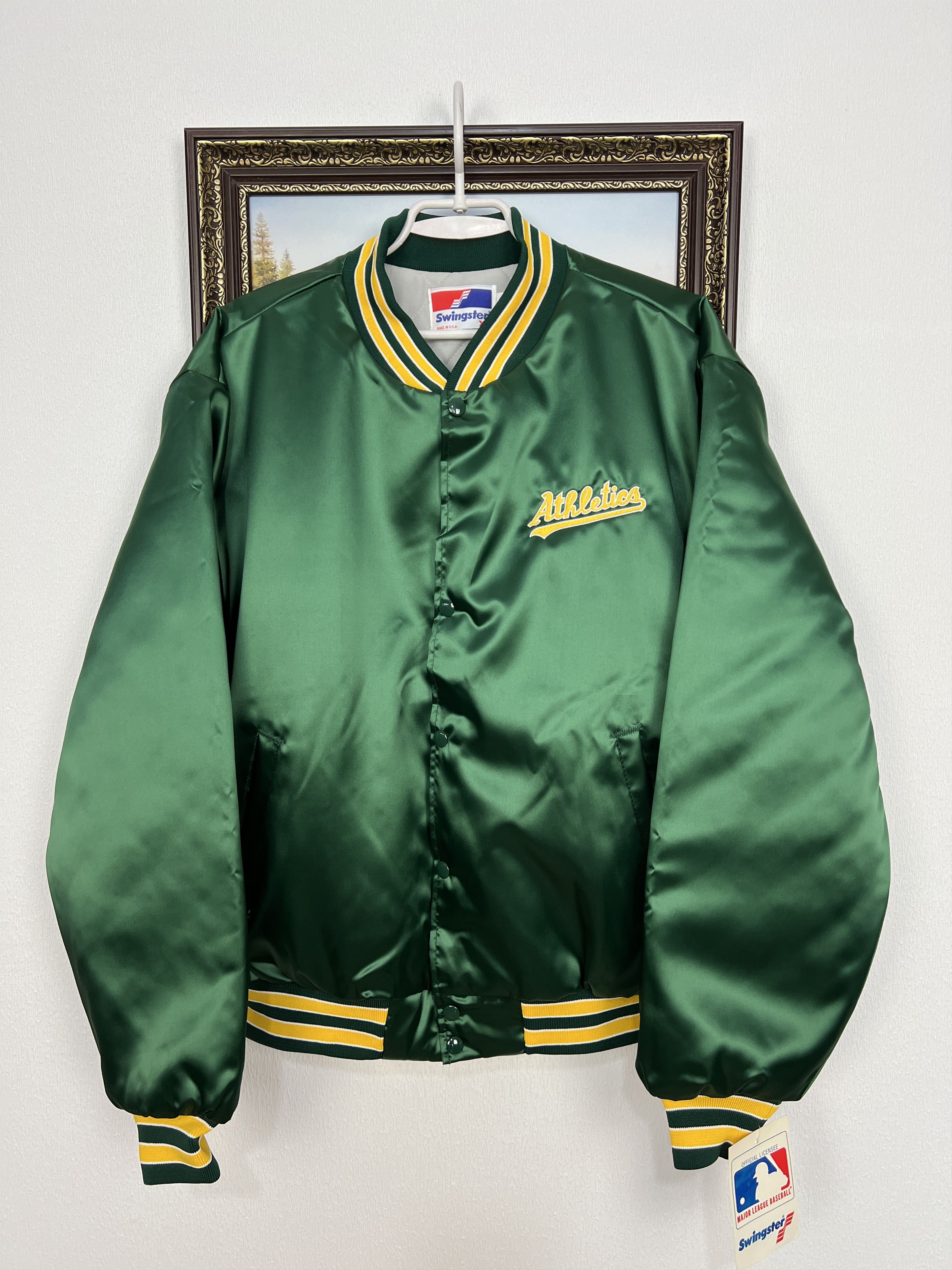 Vintage 90's Oakland Athletics Jacket MLB Satin Bomber