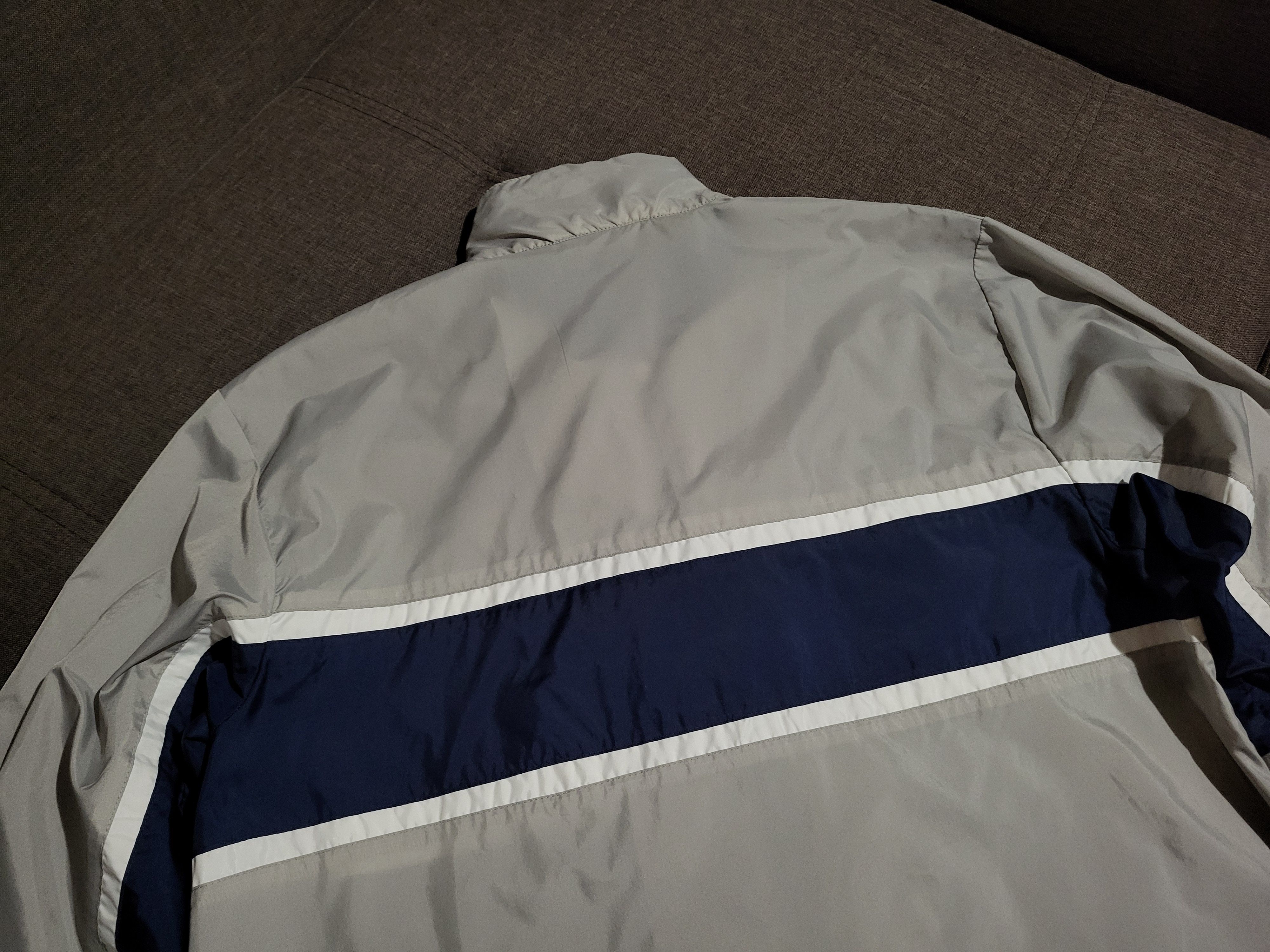 Nike vintage NIKE light jacket M Size US M / EU 48-50 / 2 - 8 Thumbnail