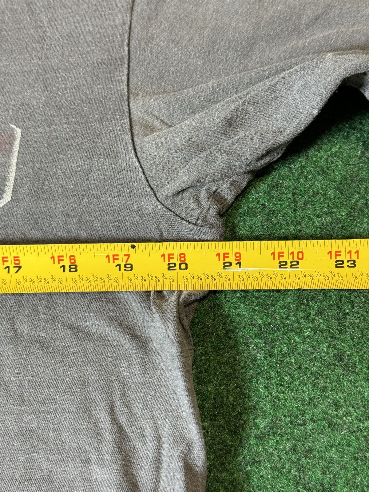 Vintage × WWF Vintage 80s INSANE Hulk Hogan FADED WWF Wrestling T Shirt Size US L / EU 52-54 / 3 - 5 Thumbnail