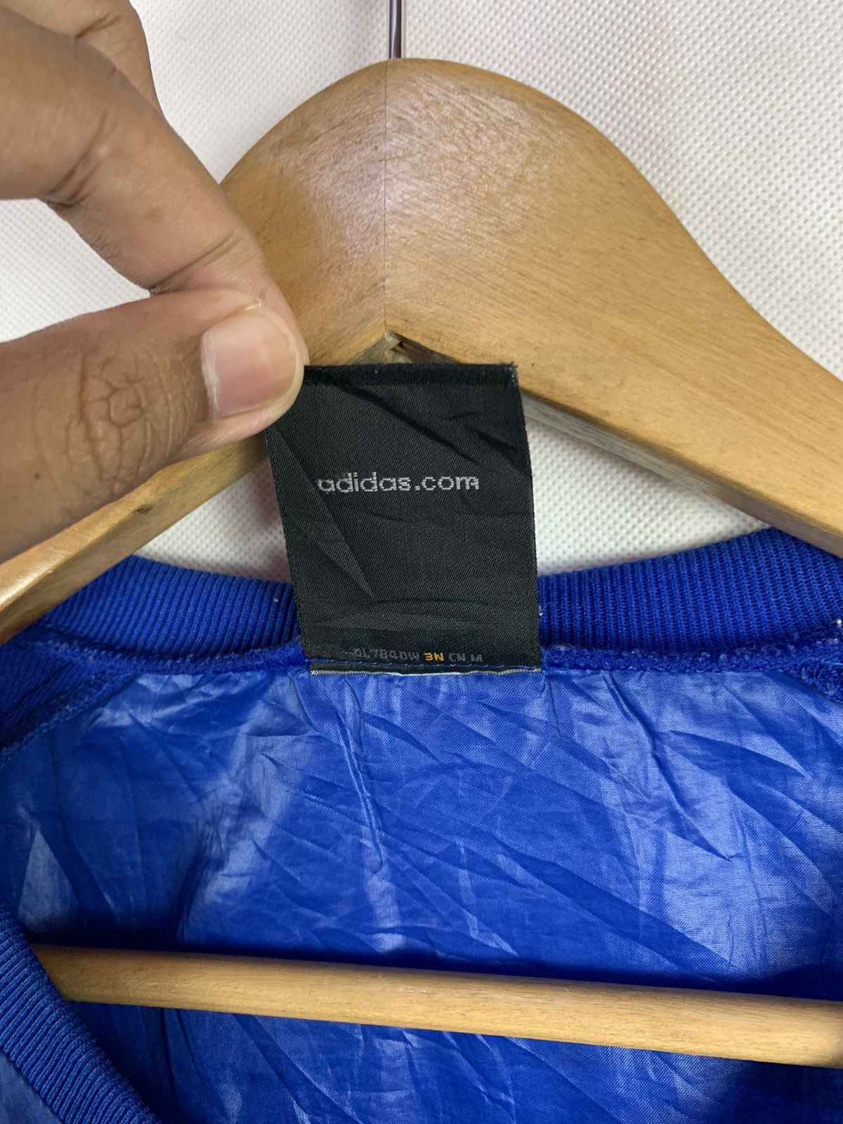 Adidas Steals! Vintage Adidas Biglogo Pullover Light Windbreaker Size US S / EU 44-46 / 1 - 9 Thumbnail