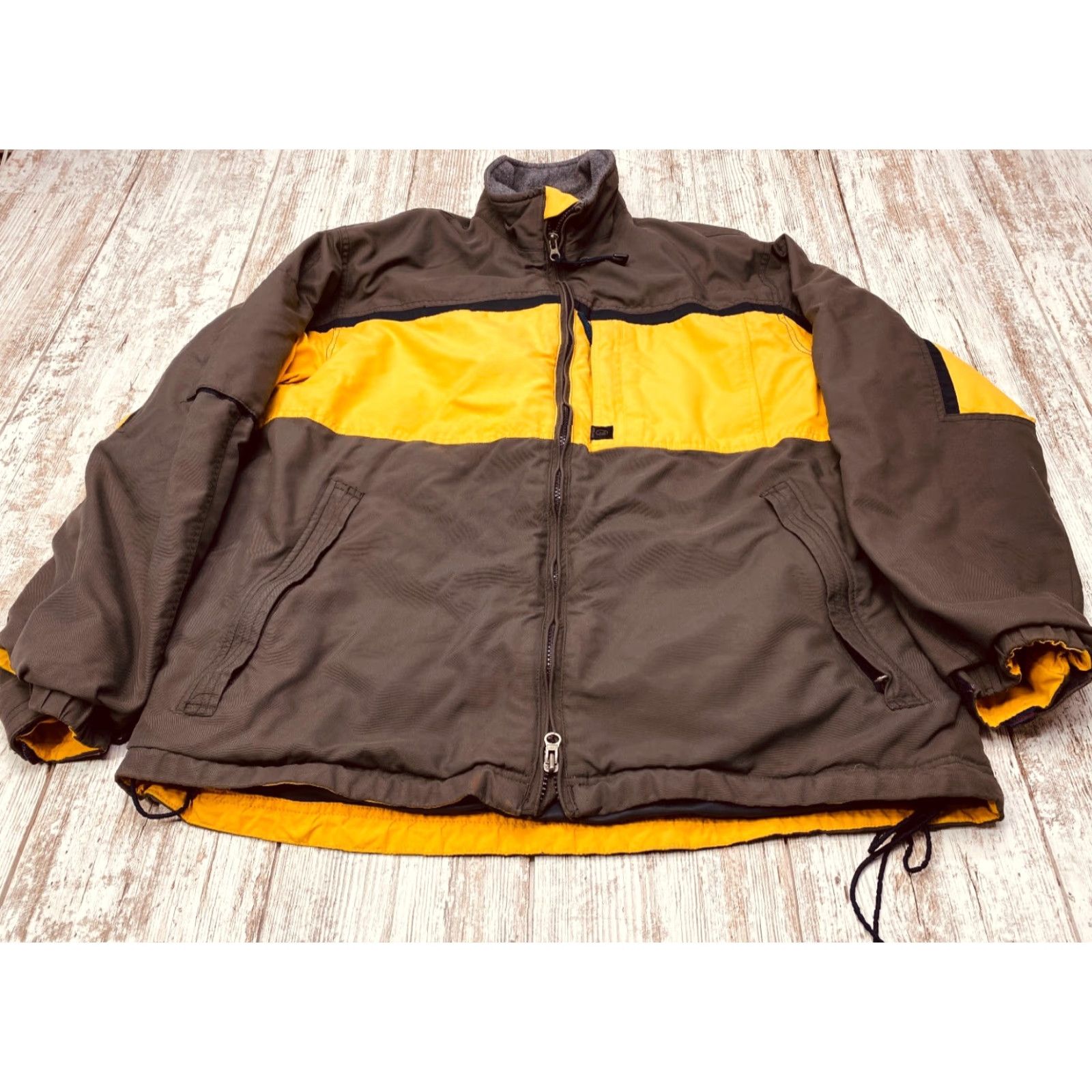 Abercrombie & Fitch Abercrombie & Fitch Full Zip Jacket Mens L Gray Yellow Coat Nylon Rain Lined Size US L / EU 52-54 / 3 - 2 Thumbnail