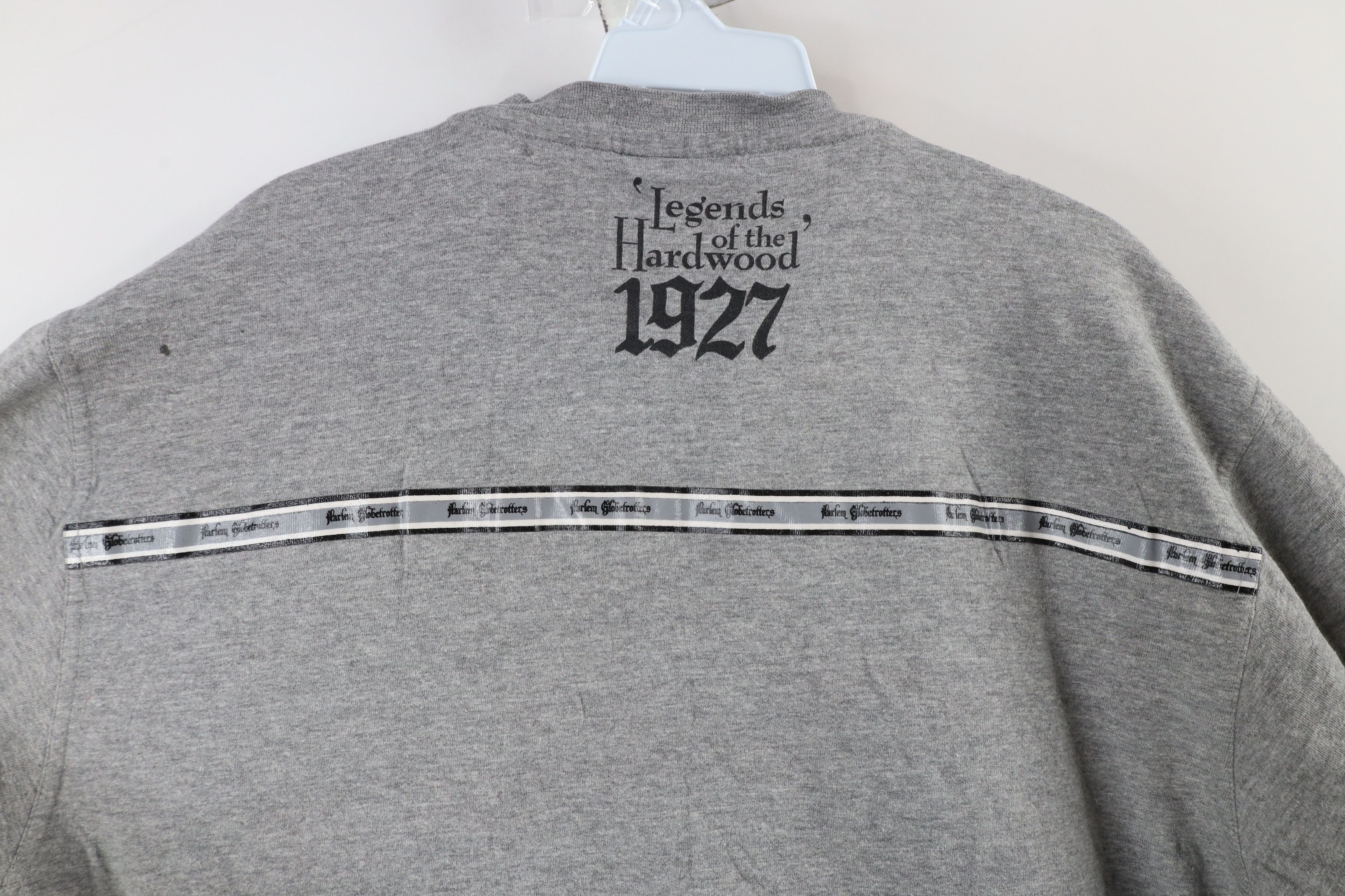 Vintage Vintage 90s Out Harlem Globetrotters Basketball T-Shirt Gray Size US L / EU 52-54 / 3 - 13 Thumbnail