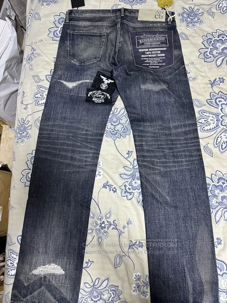 Neighborhood Neighborhood size L Jeans Size US 27 - 2 Thumbnail