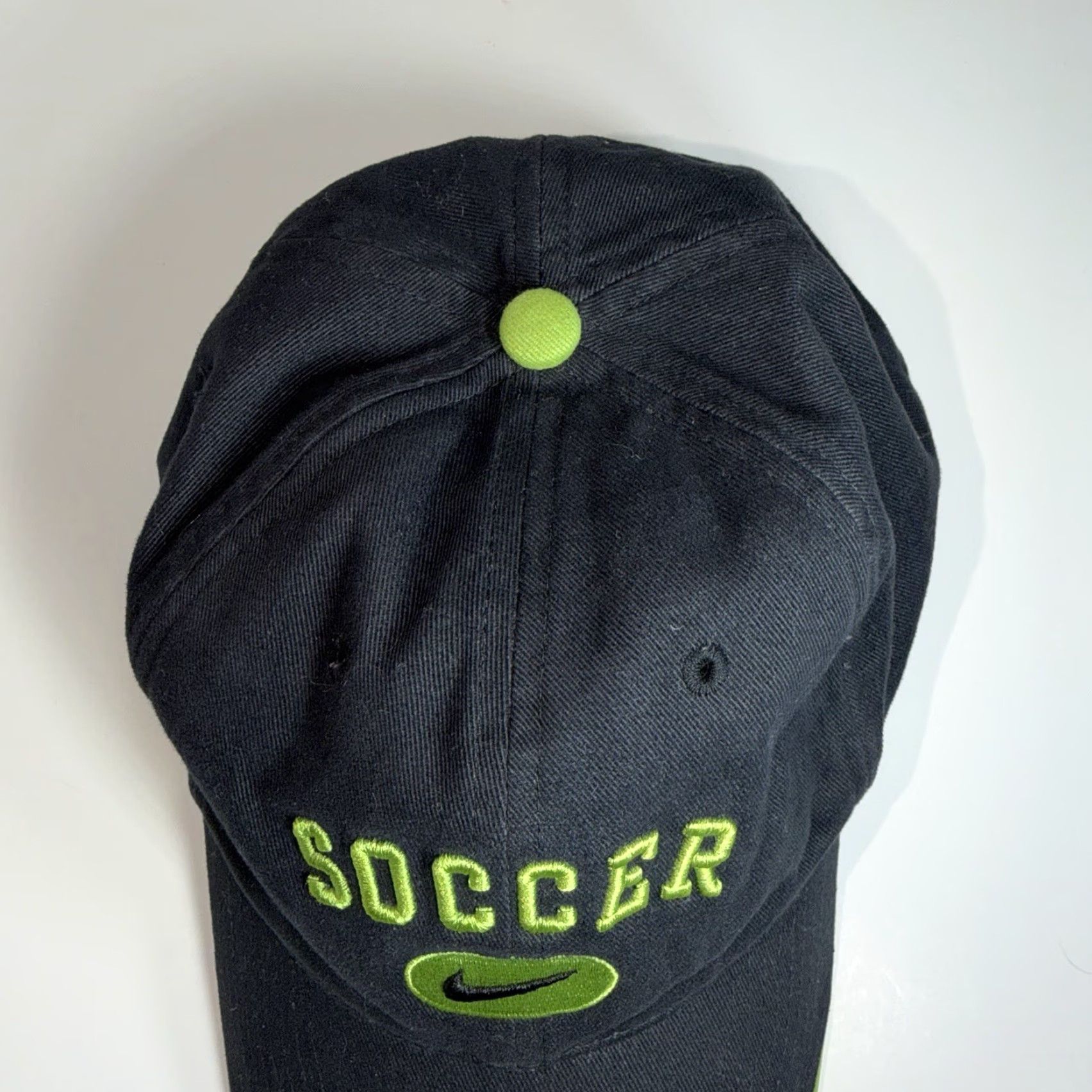 Nike VINTAGE Nike Soccer Strapback Hat Cap Spellout Swoosh Adjustable Y2K Black Green Mens One Size Black Nike Hat Size ONE SIZE - 7 Thumbnail
