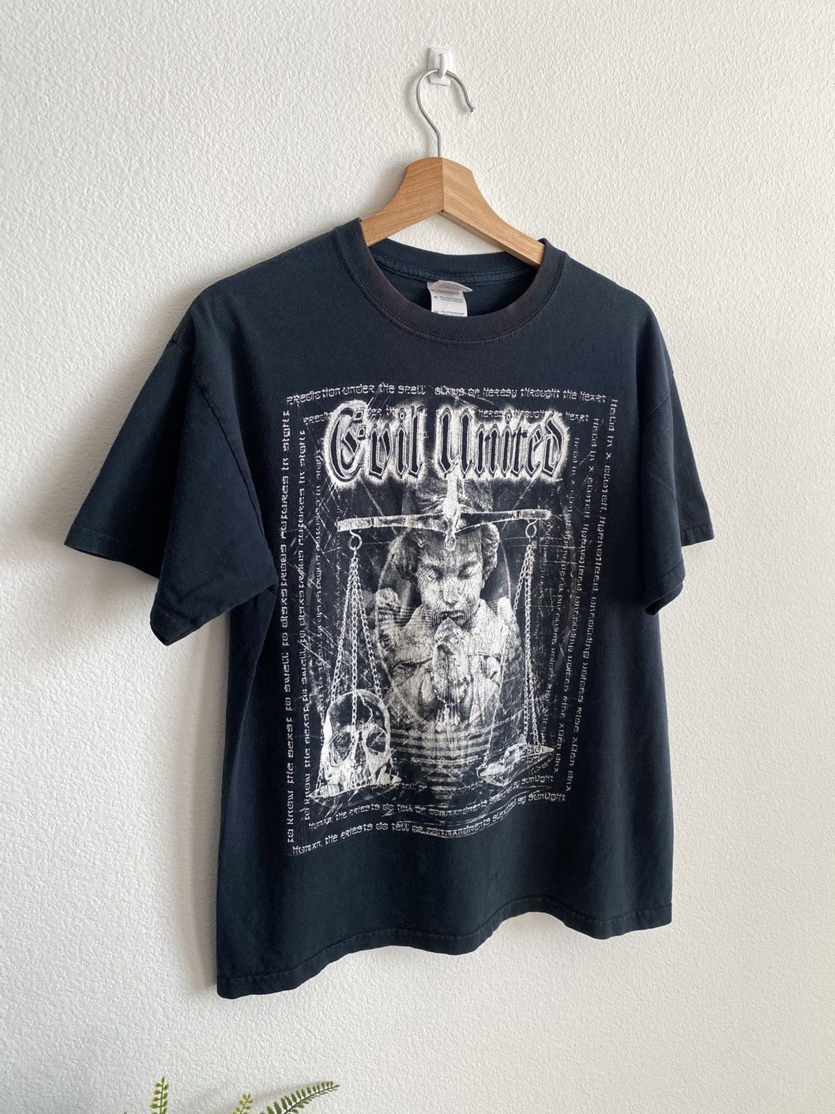 Band Tees Y2K Grunge Evil United Band Tee Size US M / EU 48-50 / 2 - 2 Thumbnail