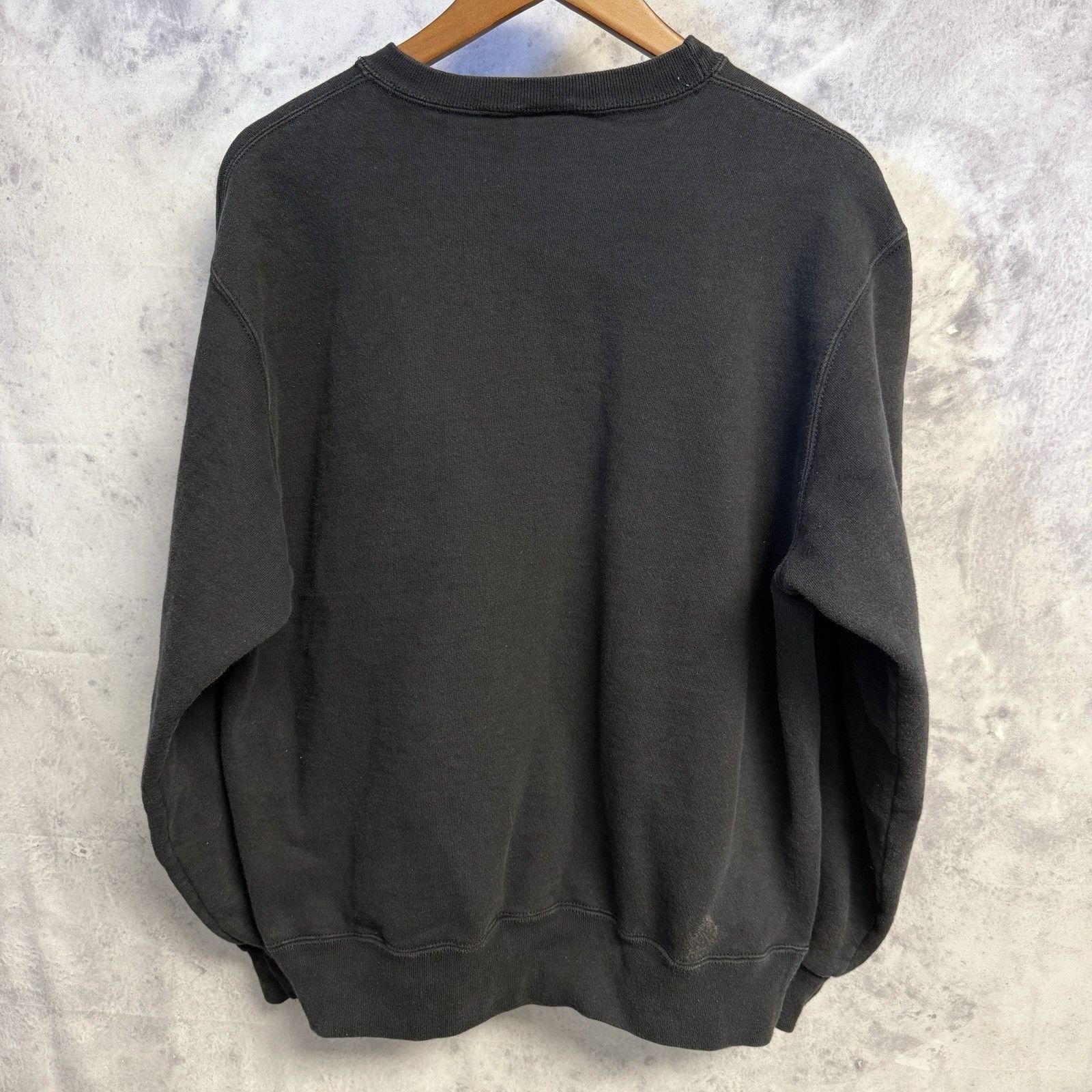 Champion × Vintage Vintage 90s Champion Sweatshirt Mens 2XL Black Crew Neck USA Size US XXL / EU 58 / 5 - 2 Thumbnail