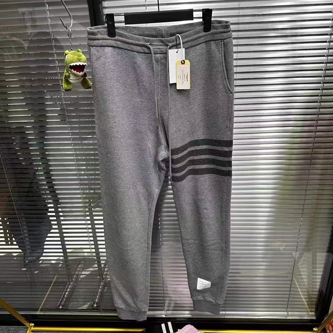Thom Browne Thom Browne Sweatpants Size 3 Size US 26 / EU 42 - 1 Thumbnail