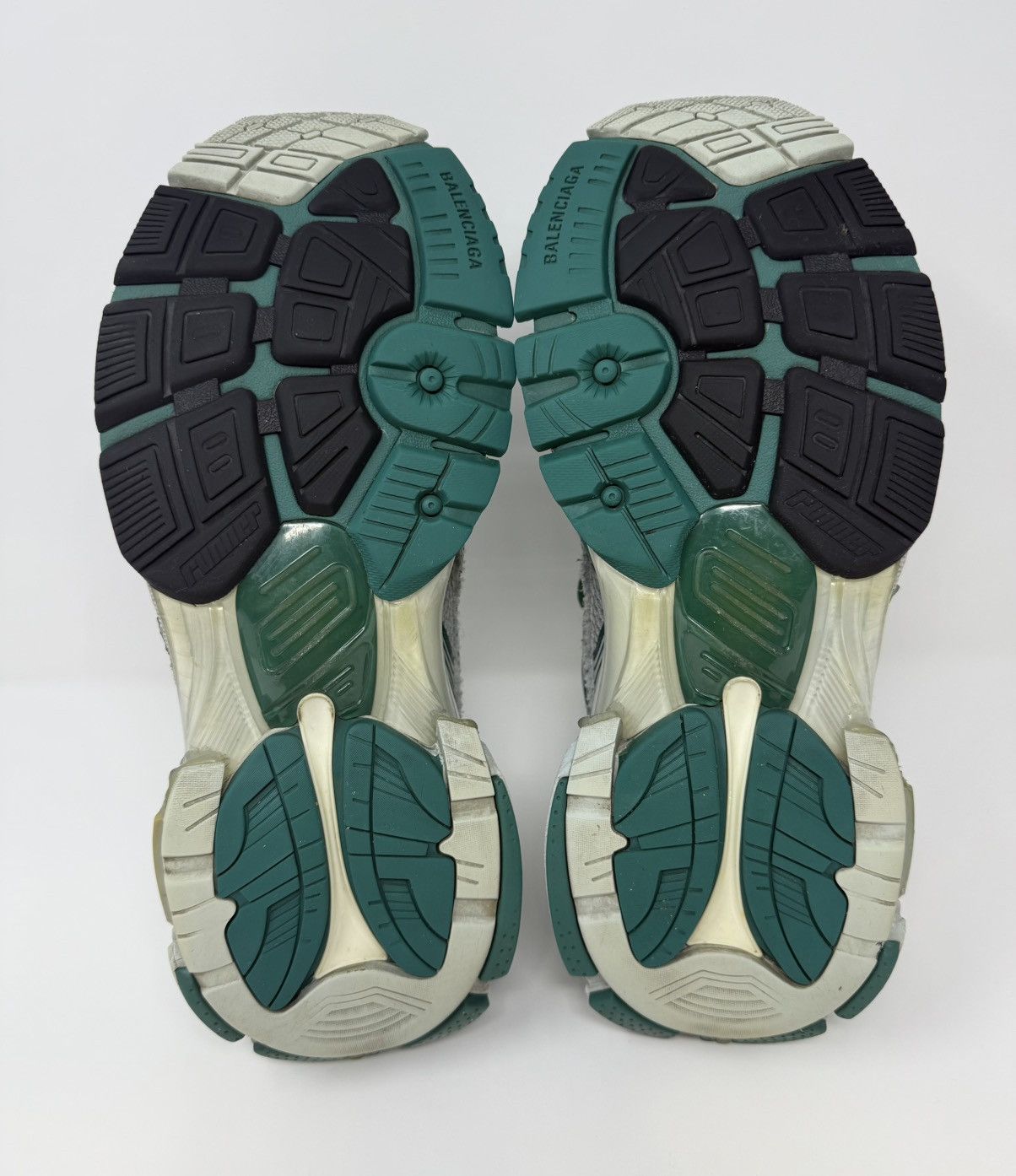 Balenciaga Balenciaga Runner Sneaker White Green Blue Size US 10 / EU 43 - 6 Thumbnail