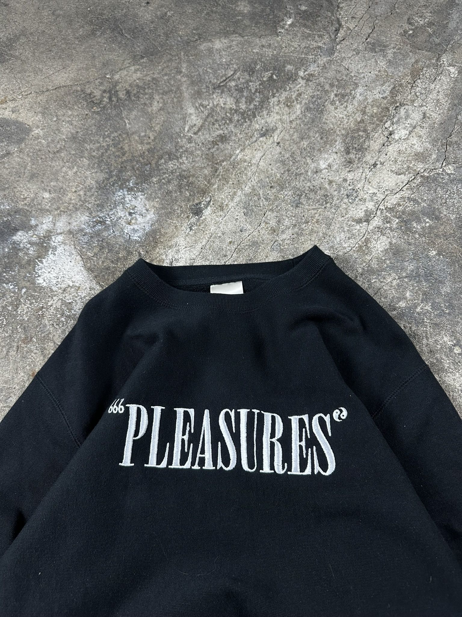 Pleasures Pleasures Now Logo Embroidery Spellout Crewneck Size US M / EU 48-50 / 2 - 4 Thumbnail