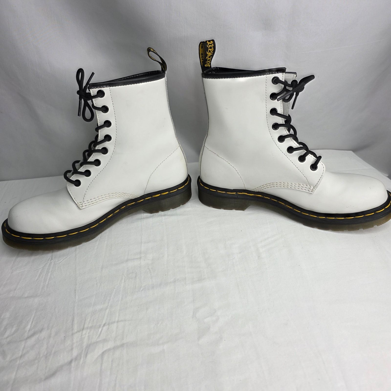 Dr. Martens Dr Martens Women's White Smooth Leather Combat Lace Up Boots Size US 9 / IT 39 - 11 Thumbnail