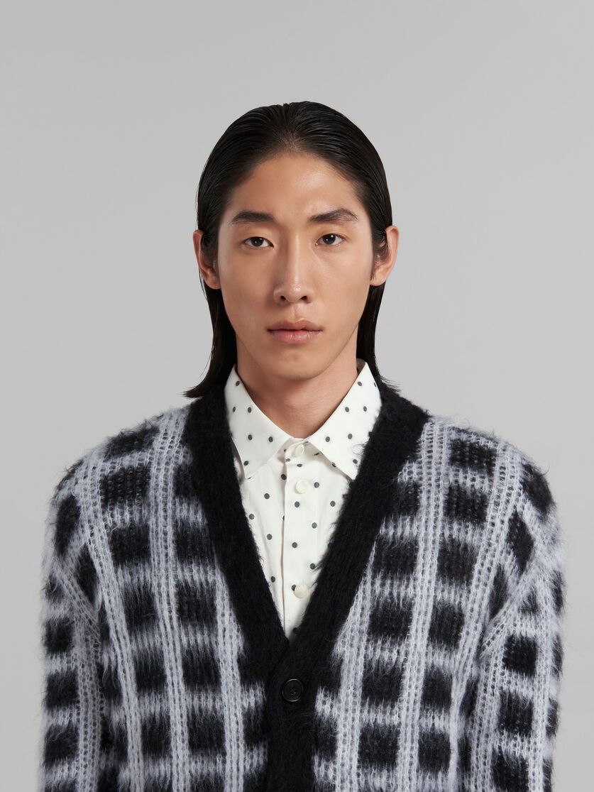 Marni o1w1db10125 V-Neck Knit Cardigan in Black/White Size US L / EU 52-54 / 3 - 5 Thumbnail