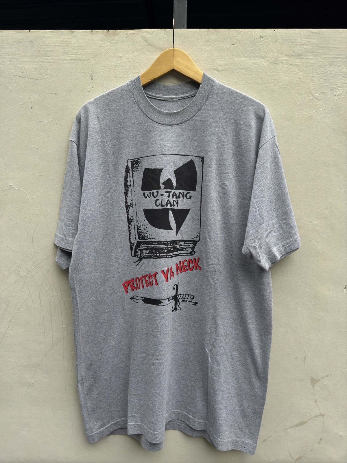Rap Tees × Wu-Tang Clan Wu Tang Clan Protect Ya Neck T-shirt Size US XL / EU 56 / 4 - 1 Thumbnail