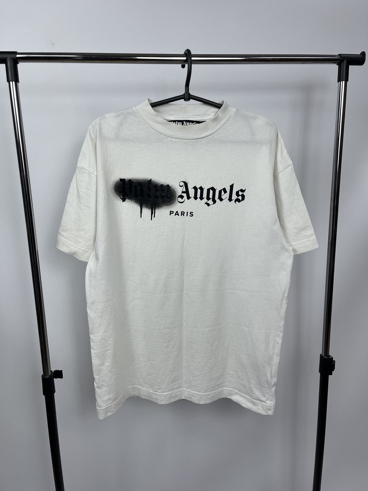 Palm Angels Palm Angels Paris Spray Logo Men’s Size M T-Shirt Portugal Size US M / EU 48-50 / 2 - 1 Thumbnail