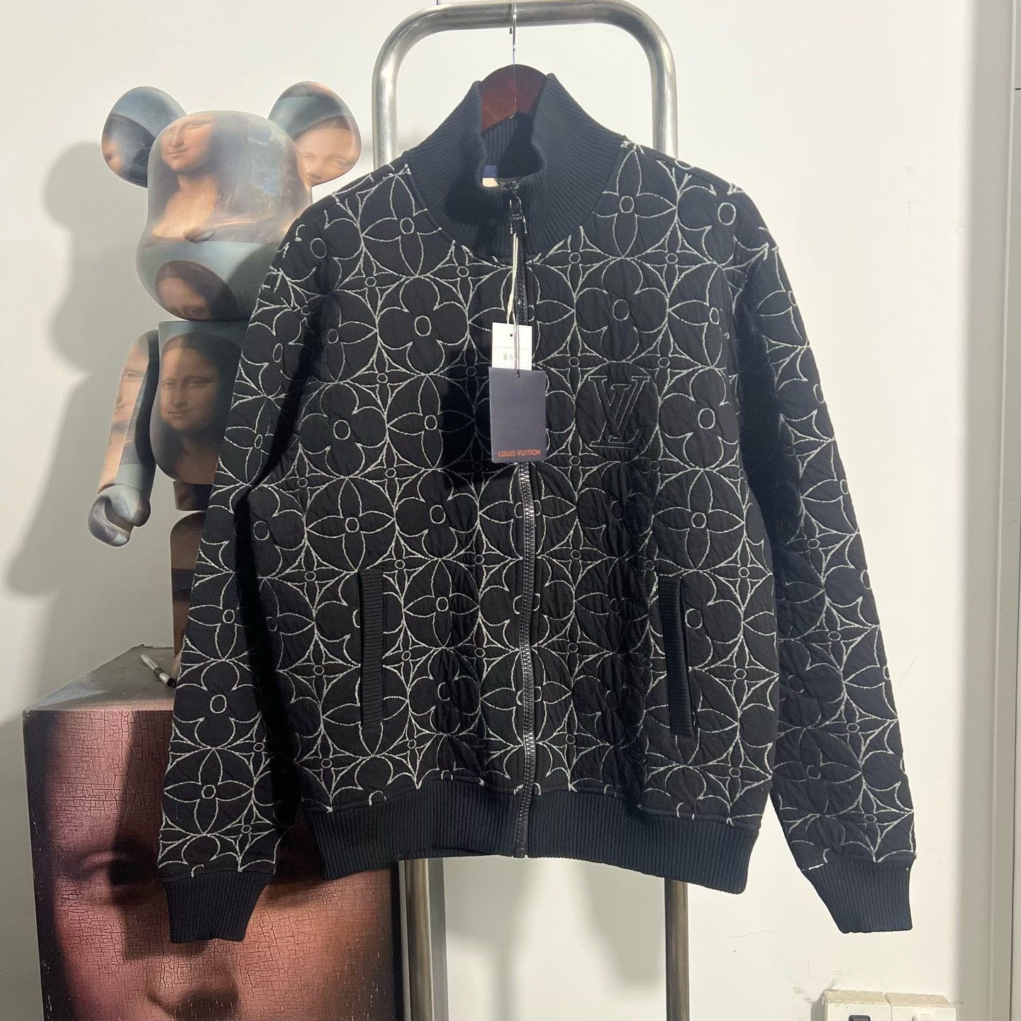 Louis Vuitton Louis Vuitton Black Light Jacket l Men Size US L / EU 52-54 / 3 - 1 Thumbnail