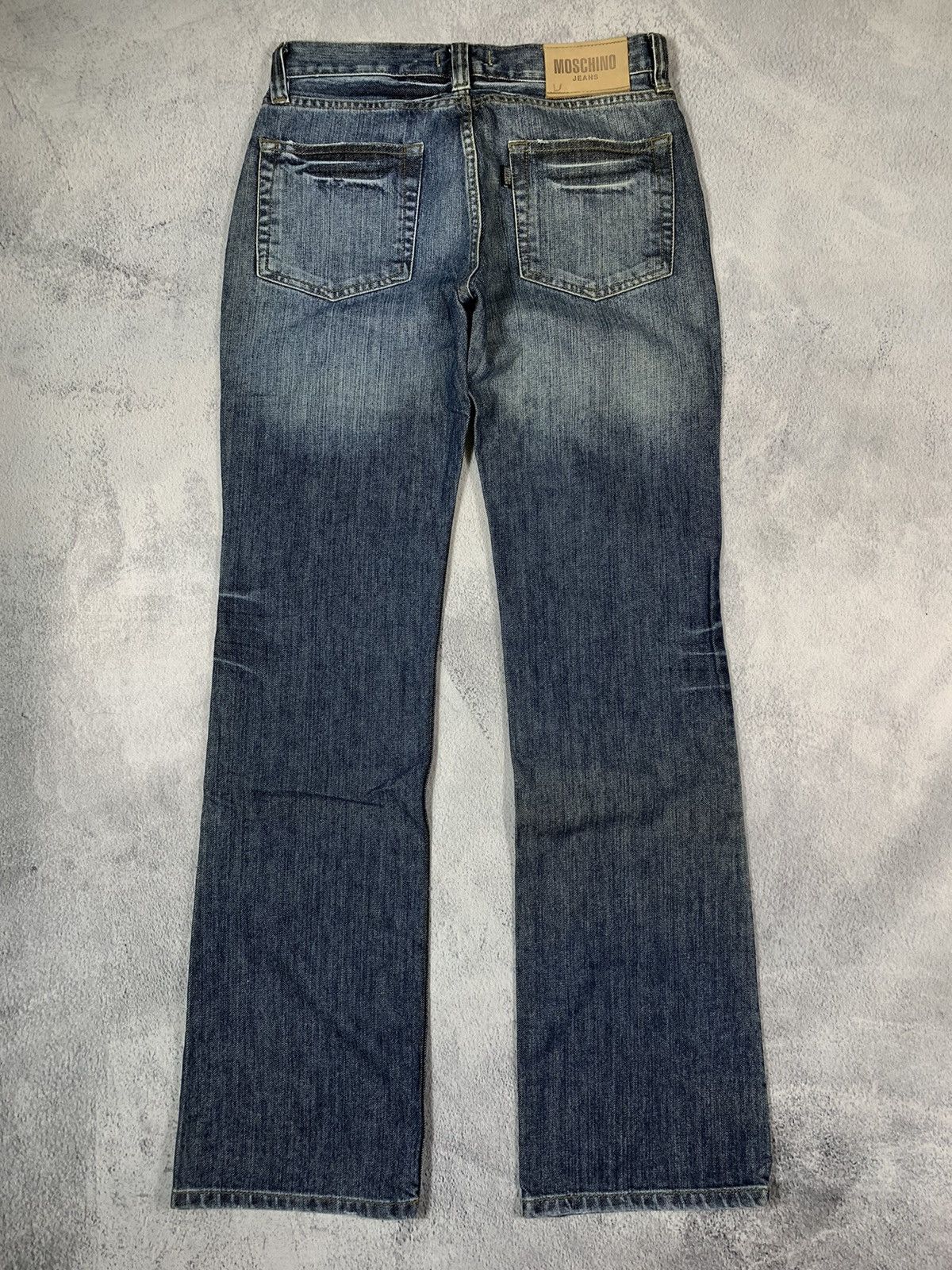 Japanese Brand × Moschino × Vintage Vintage Y2K Moschino Low rise faded denim jeans streetwear Size 28" / US 6 / IT 42 - 10 Thumbnail