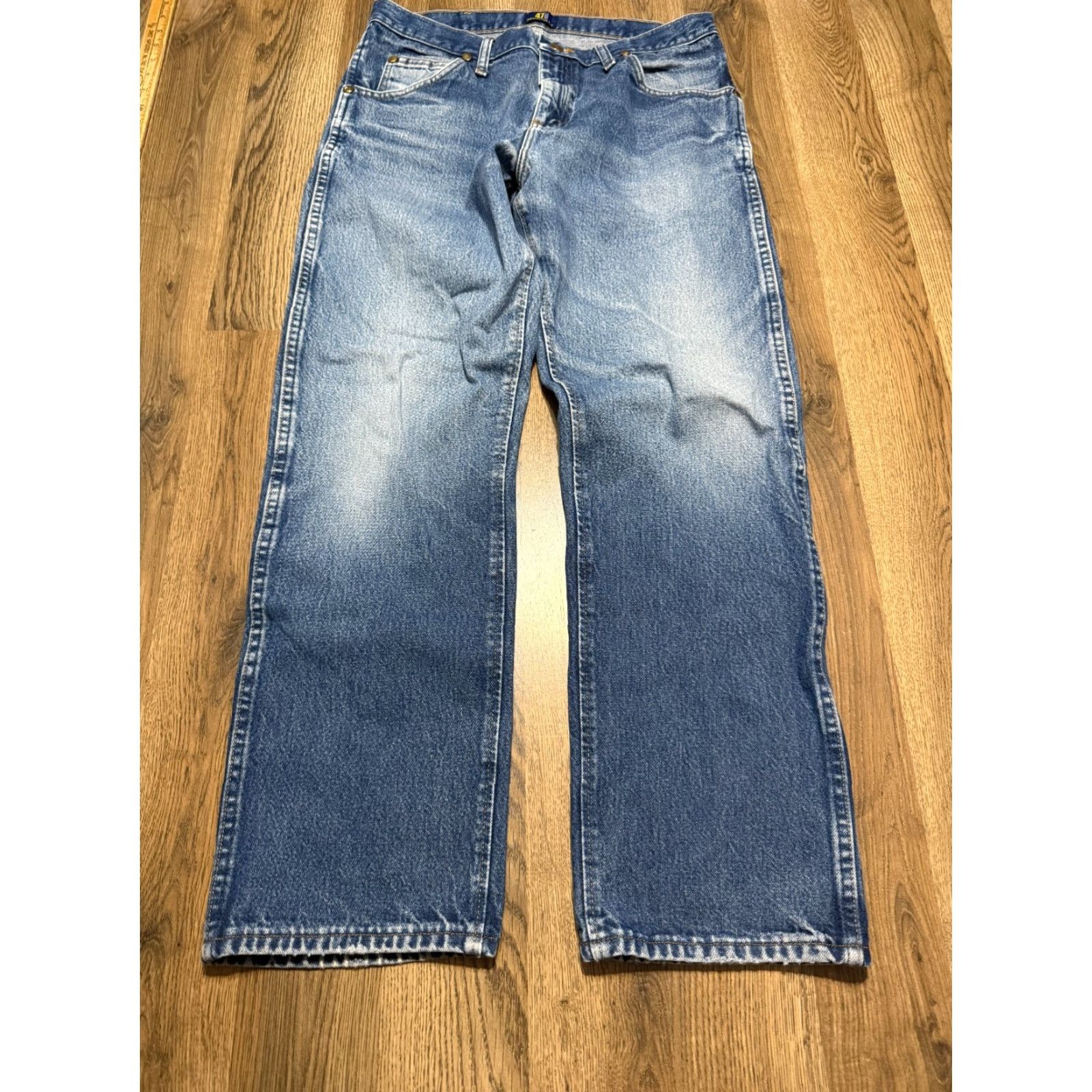 Wrangler Wrangler Jeans Men's 34 Blue Denim Straight Leg Regular Fit Mid Rise Zipper Jeans Size US 34 / EU 50 - 2 Thumbnail