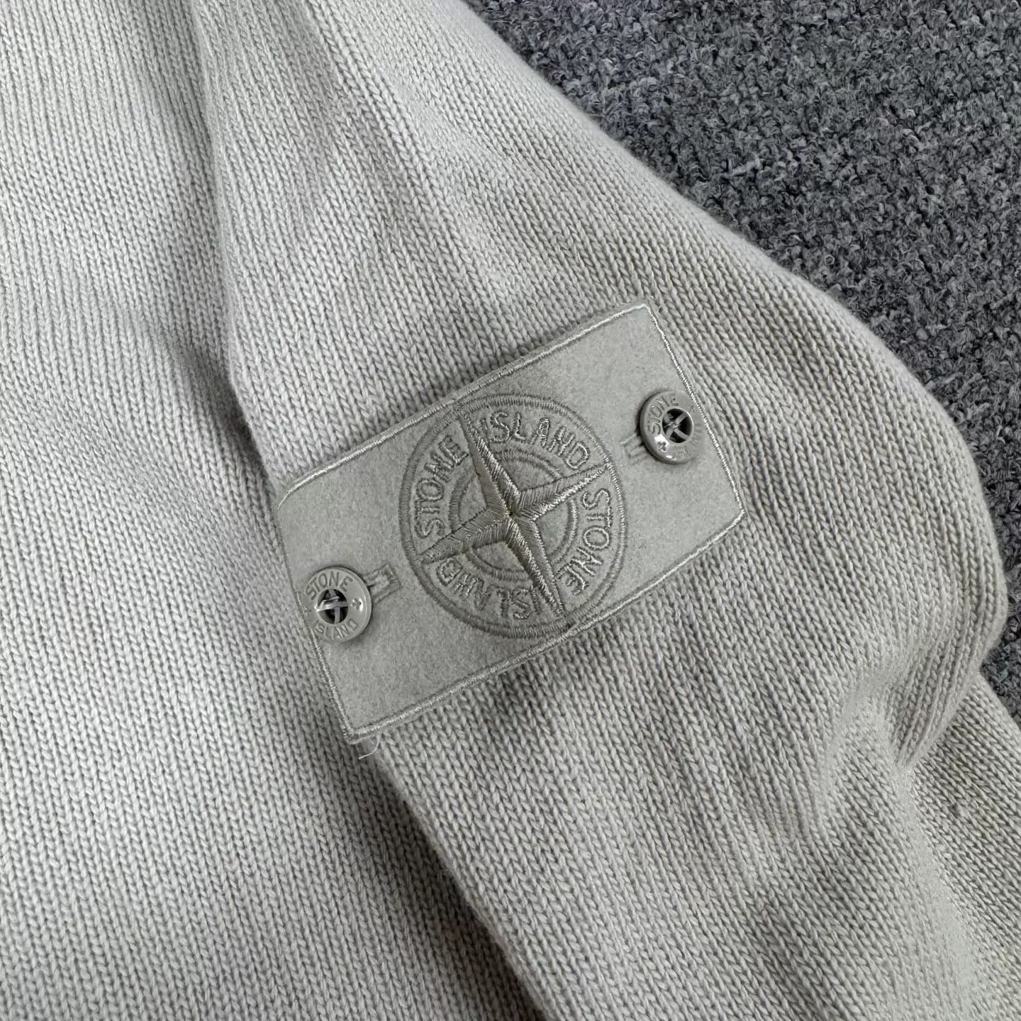 Stone Island Stone Island Patch Logo Knit Hooded Zip Jacket L Size US L / EU 52-54 / 3 - 4 Thumbnail