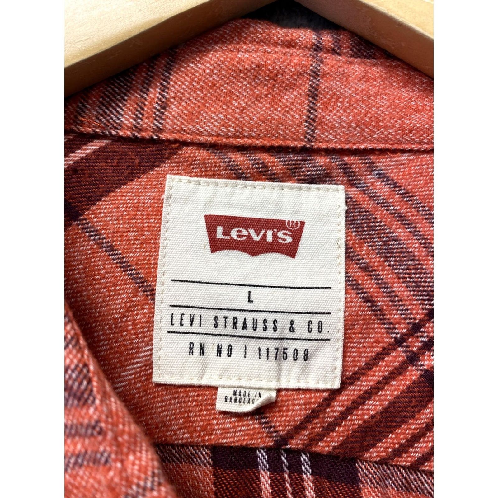 Levi's Levi's Button Shirt Men L Multicolor Plaid Long Sleeve Flannel Cotton /0800 Size US L / EU 52-54 / 3 - 6 Thumbnail
