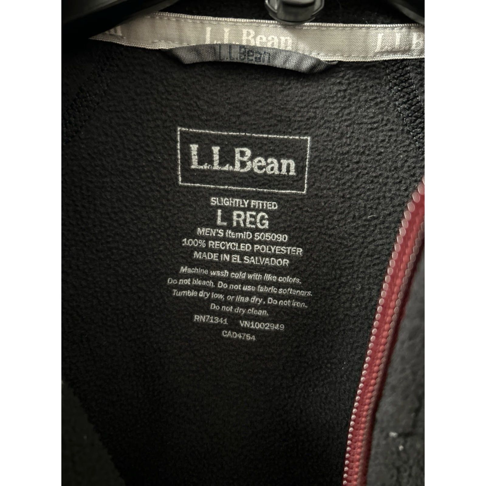 Vintage LL Bean Trail Fleece Jacket Mens Large Black Full Zip Stand-Up Collar Breathable Wind-Resistant 505090 Size US L / EU 52-54 / 3 - 6 Thumbnail