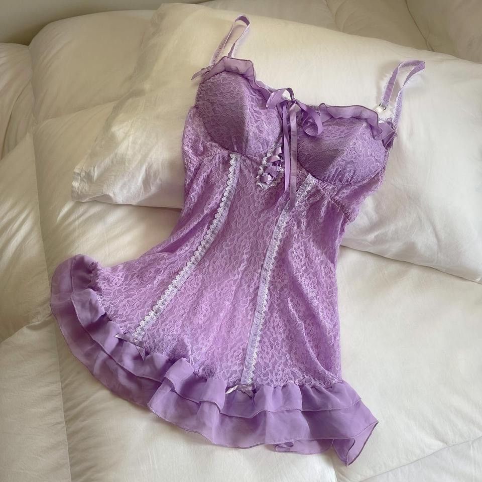 Vintage Vintage Purple Lace Sheer Mini Dress (Medium) Size M / US 6-8 / IT 42-44 - 1 Thumbnail