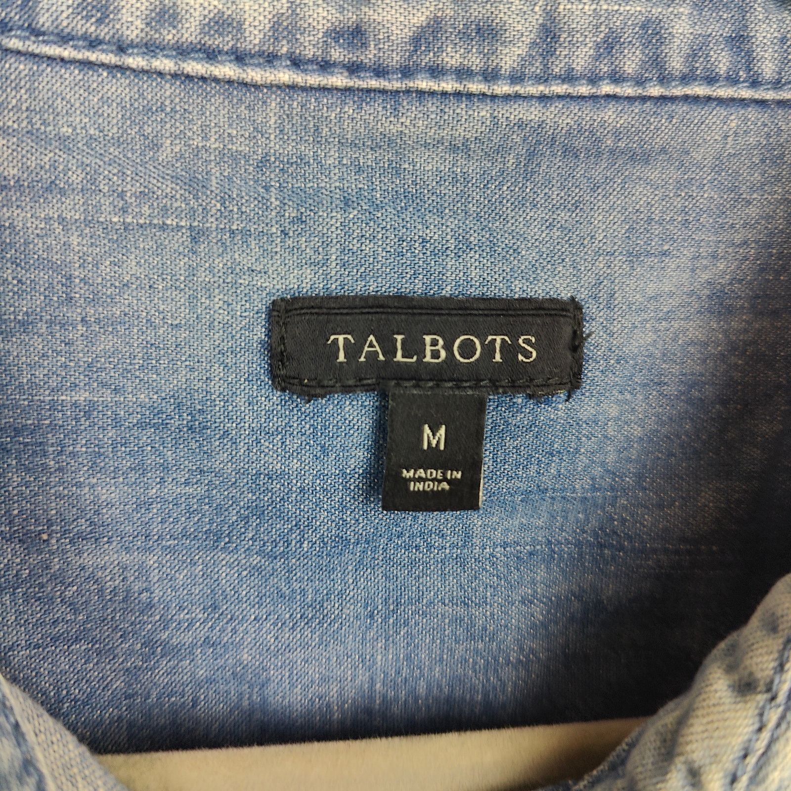 Other Talbots Denim Button Up Shirt Womens Medium Blue Lightweight Size M / US 6-8 / IT 42-44 - 5 Thumbnail