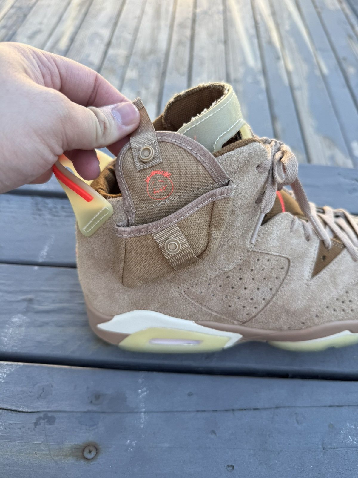 Jordan Brand × Travis Scott Jordan 6 Travis Scott British Khaki Size US 11.5 / EU 44-45 - 9 Thumbnail