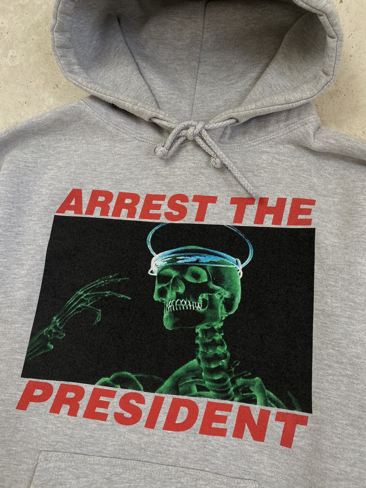 10 Deep 10 Deep Arrest the president hoodies Size US M / EU 48-50 / 2 - 3 Thumbnail