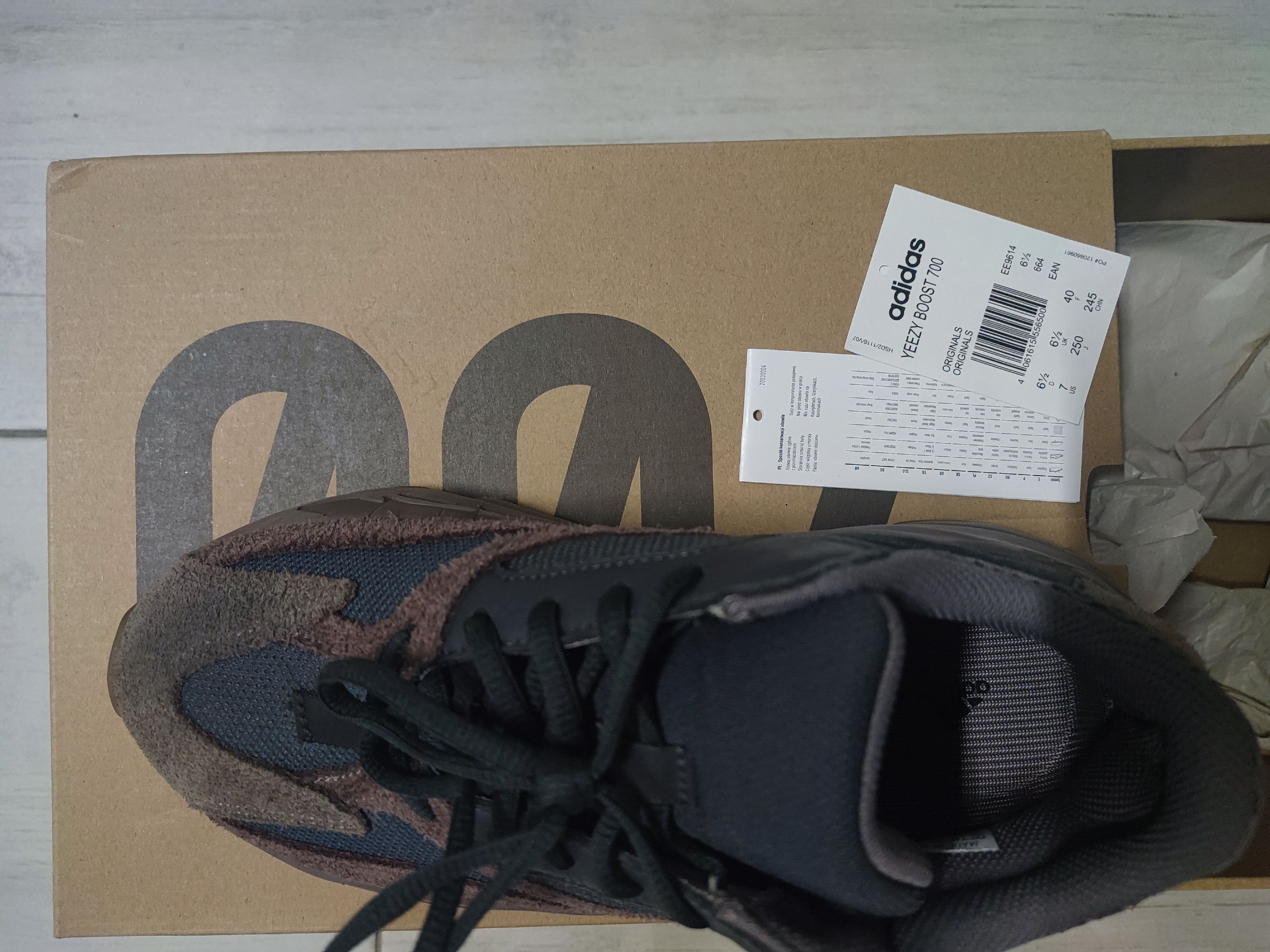 Yeezy yeezy 700 Mauve - size 40 Size US 7 / EU 40 - 3 Thumbnail