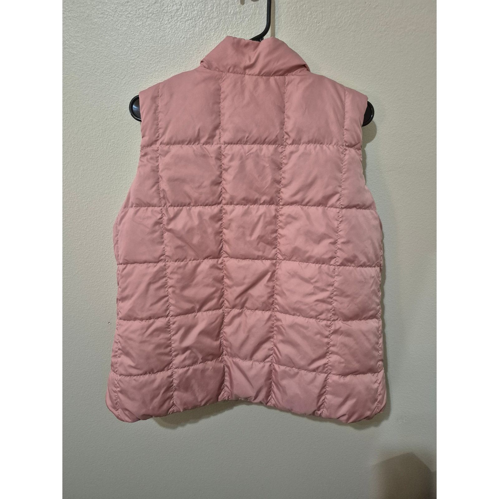L.L. Bean L.L. Bean Reversible Quilted Puffer Vest. Cream & Rose Pink Size L / US 10 / IT 46 - 5 Thumbnail