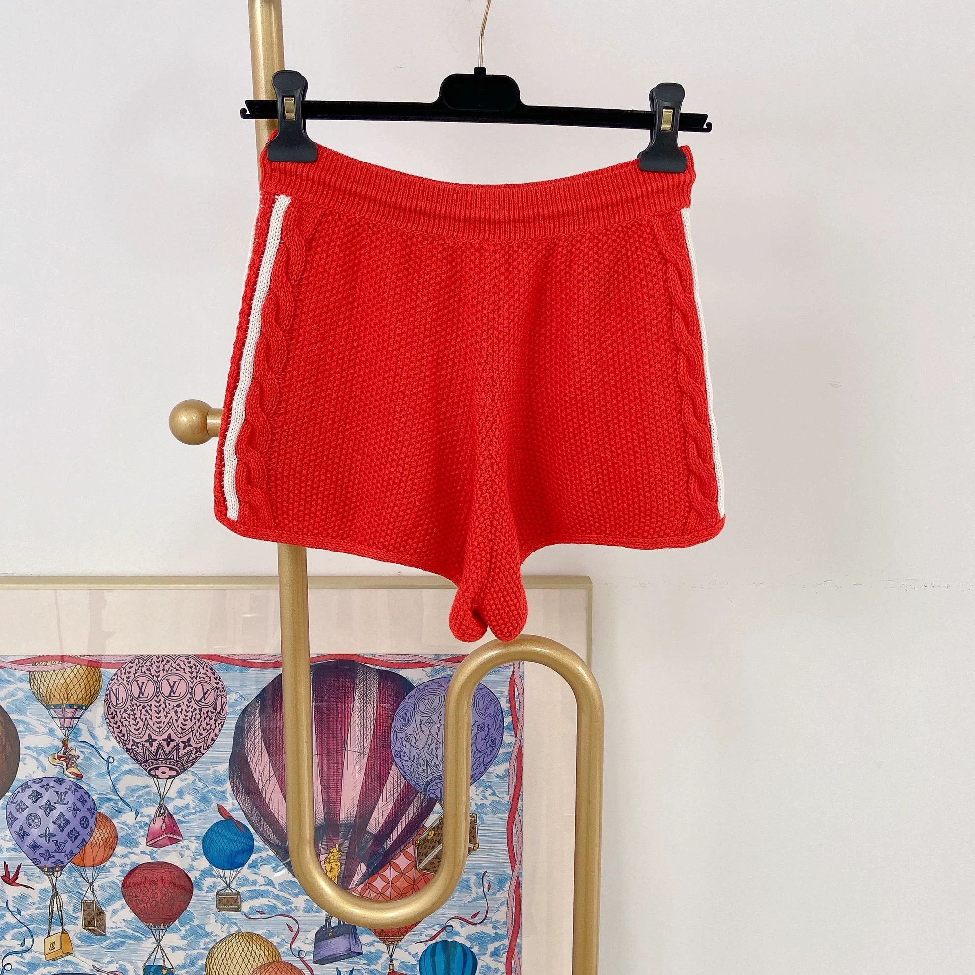 Gucci Gucci collab red knit shorts S Size 26" / US 2 / IT 38 - 2 Thumbnail