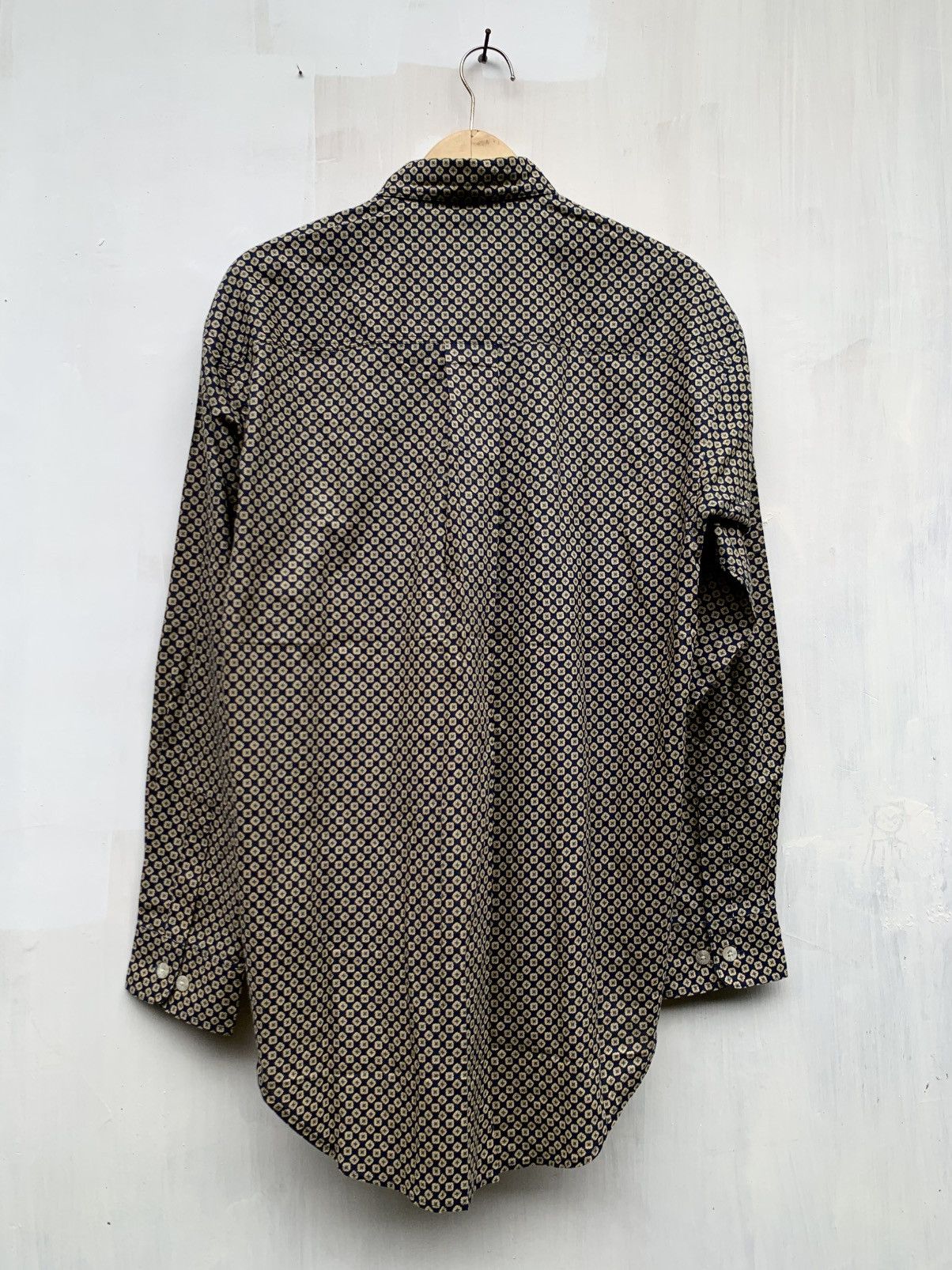Trussardi Vintage trussardi monogram button down shirt Size US L / EU 52-54 / 3 - 3 Thumbnail