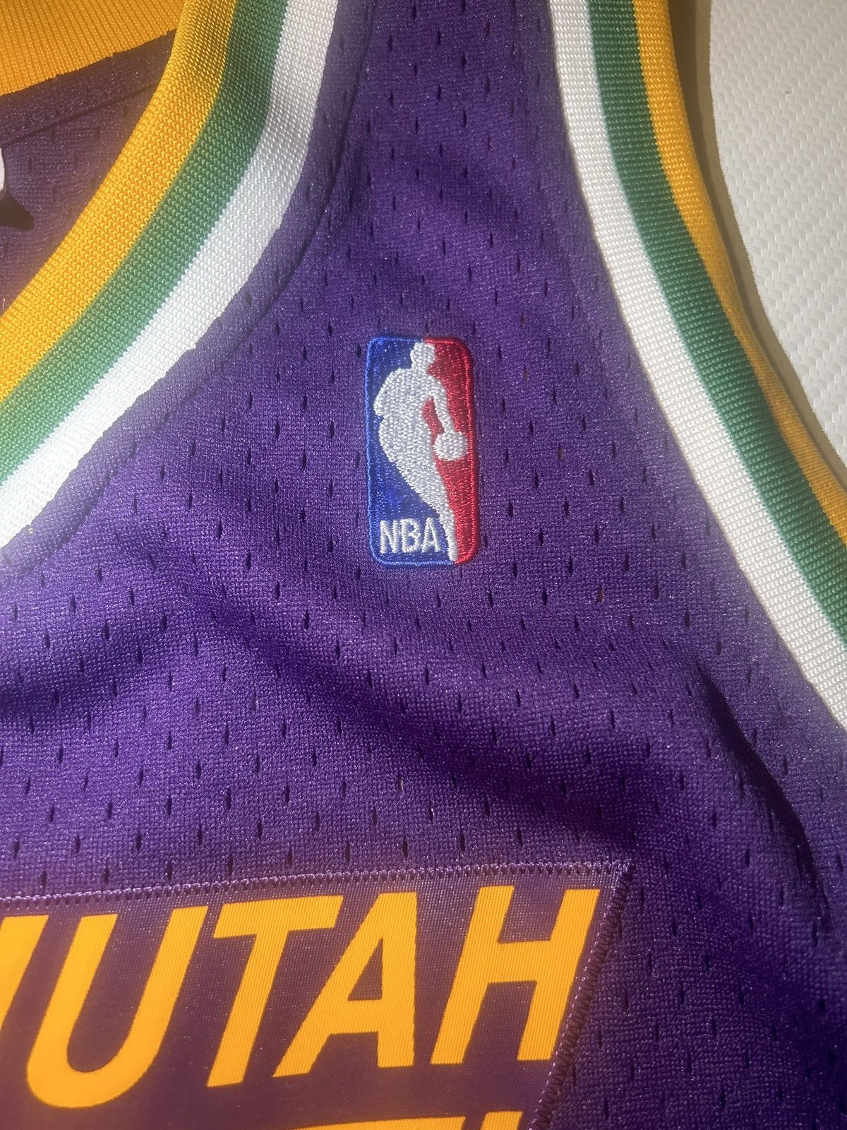 Mitchell & Ness Utah Jazz Karl Malone Vintage Mitchell and Ness Jersey Size US L / EU 52-54 / 3 - 1 Thumbnail