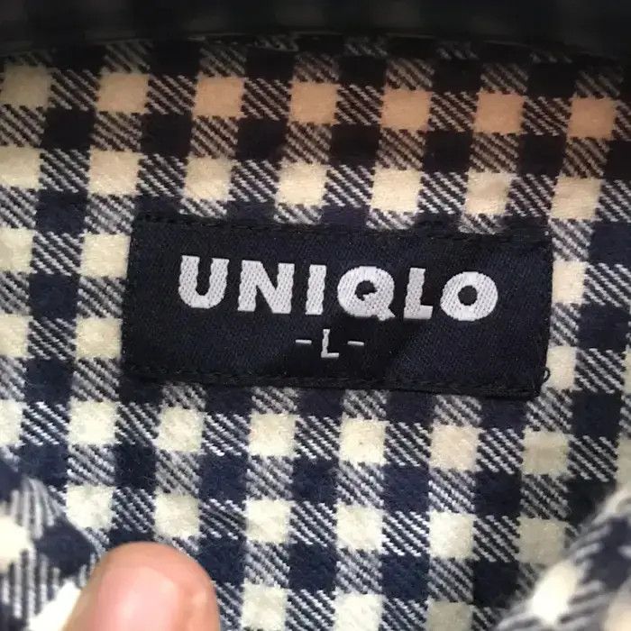 Flannel Japanese Brand Uniqlo Flannel Shirt Size US L / EU 52-54 / 3 - 4 Thumbnail