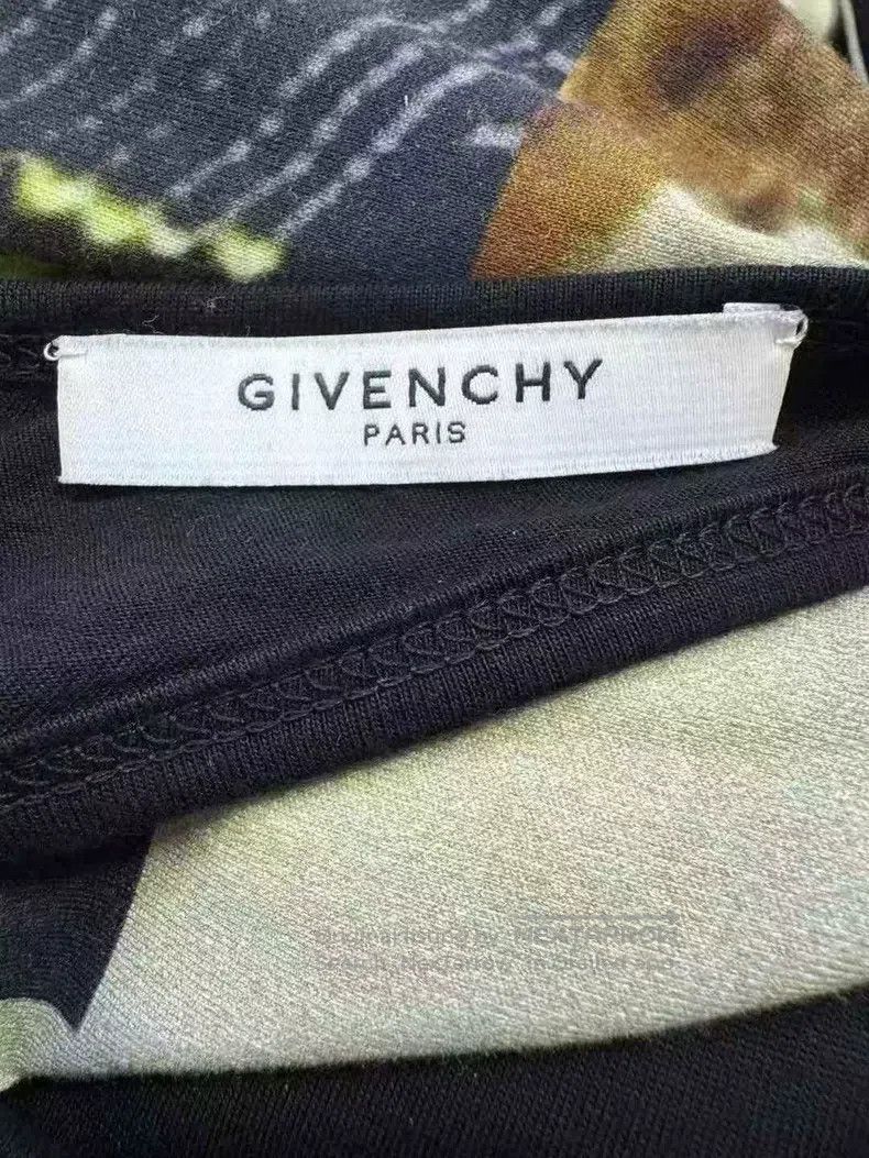 Givenchy Givenchy Black Red Rubber Print Hooded Windbreaker Size US M / EU 48-50 / 2 - 5 Thumbnail
