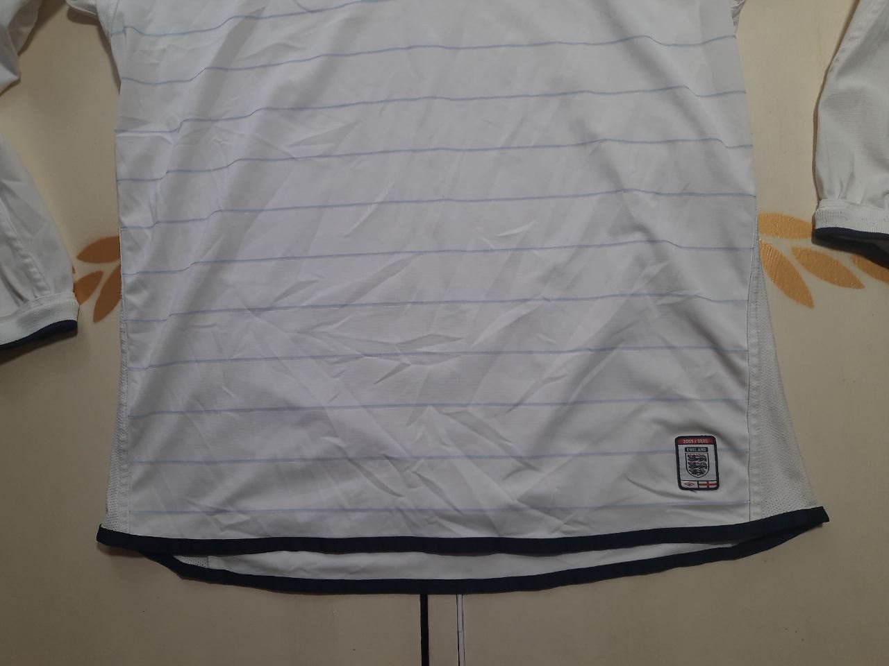 Umbro Umbro England Home Reversible Long Sleeve Jersey 2003-2005 Size US L / EU 52-54 / 3 - 6 Thumbnail