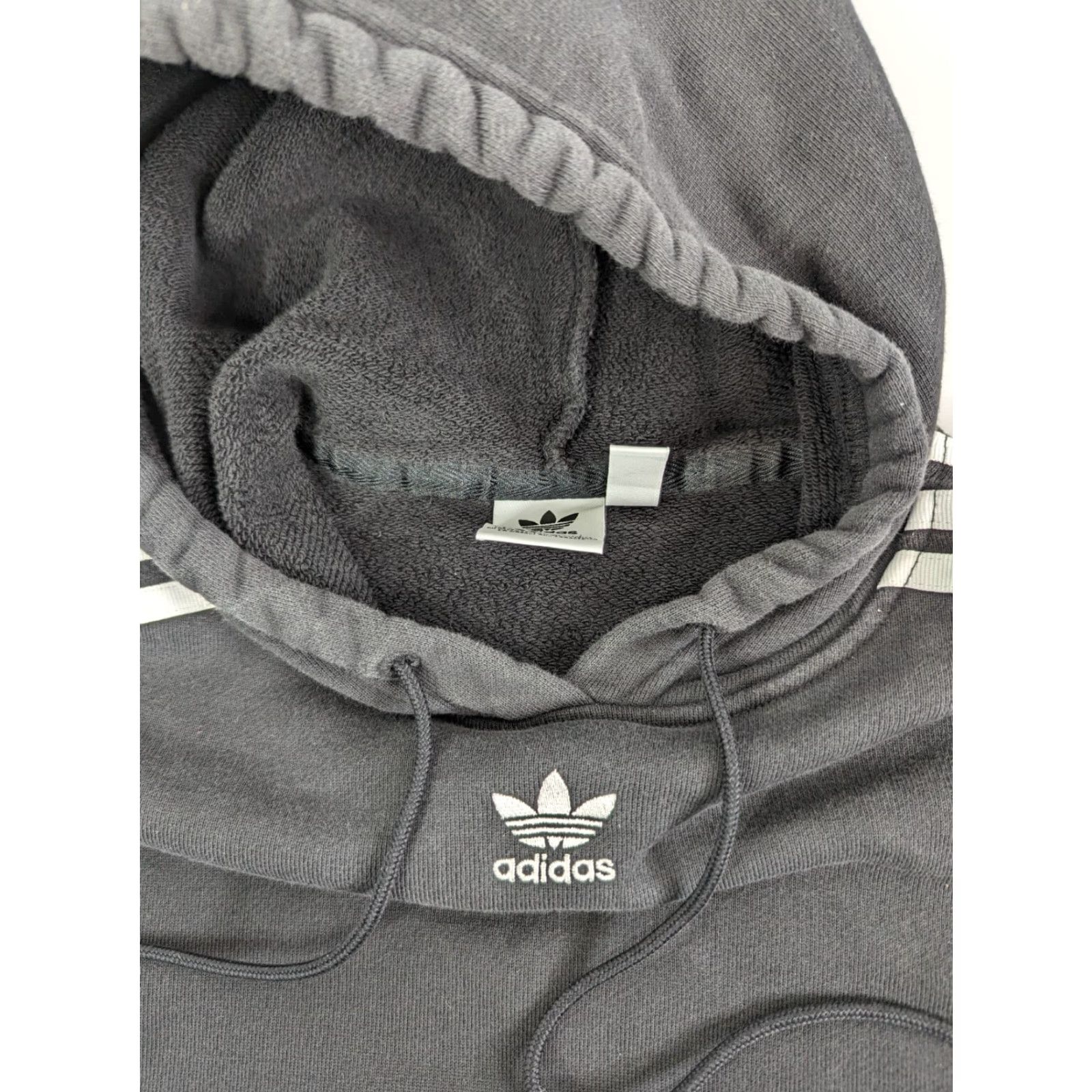 Adidas Adidas Cropped Hoodie 3 Stripes Trefoil Black White Classic Women's XS Hoodie Girls Footwear & Apparel Size XS / US 0-2 / IT 36-38 - 7 Thumbnail