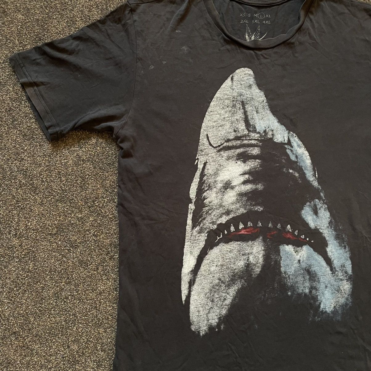 Vintage Vintage 2000s Shark Graphic Tee Faded Black Horror Goth L Size US L / EU 52-54 / 3 - 3 Thumbnail