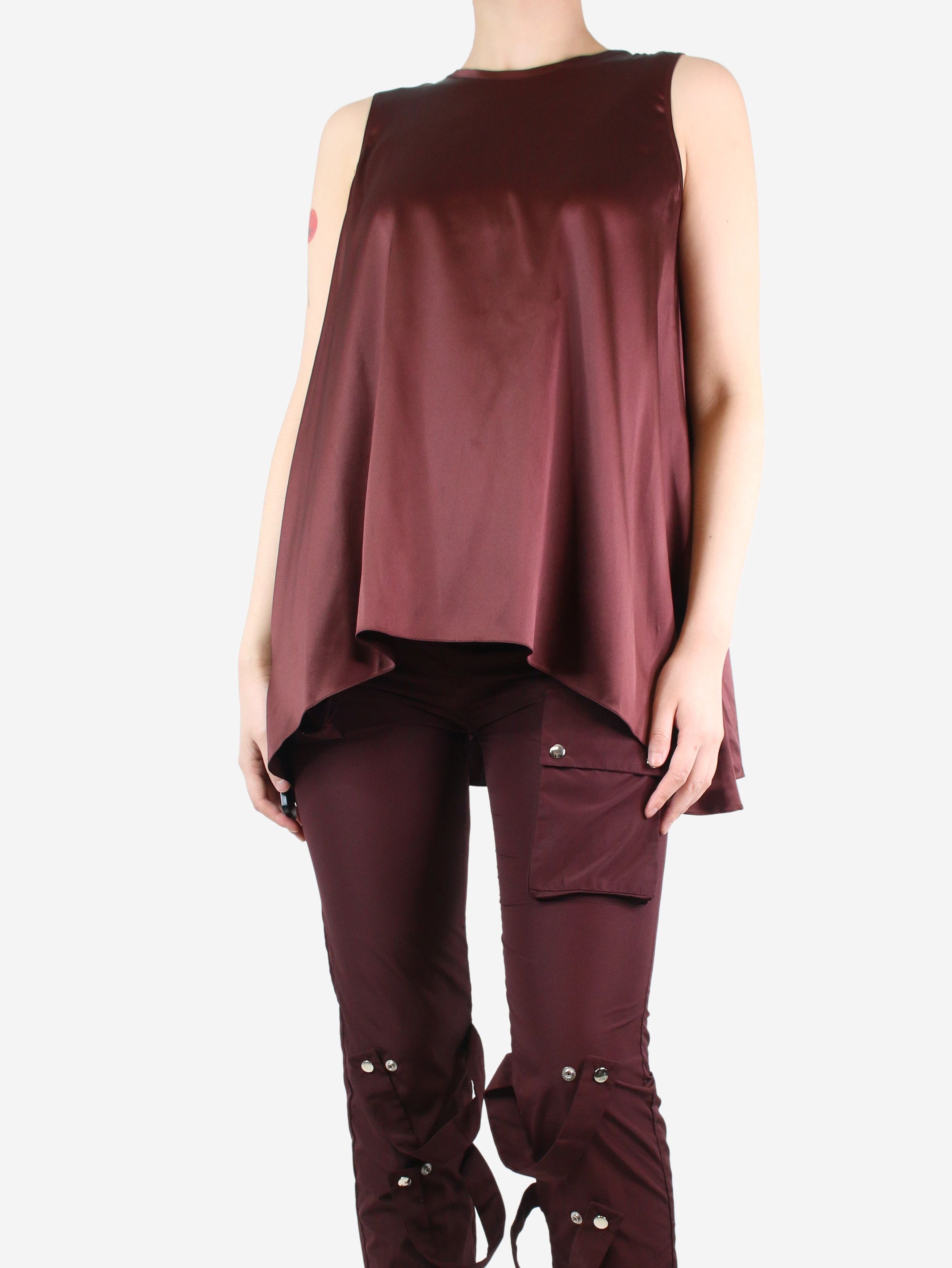 Burgundy silk sleeveless top - size M