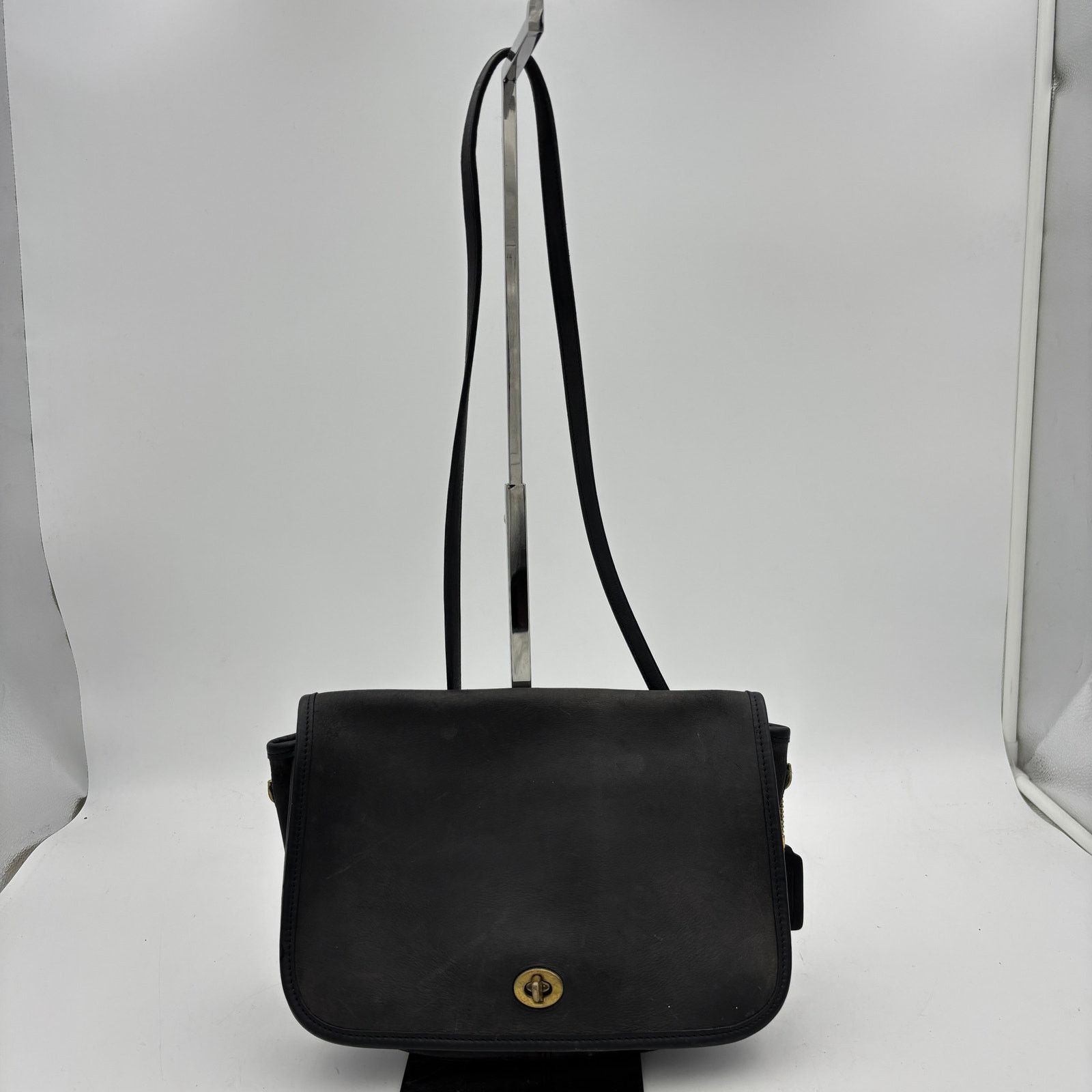 Coach × Vintage Vintage Coach City Bag Black Leather Pocket Purse Crossbody Size ONE SIZE - 2 Thumbnail