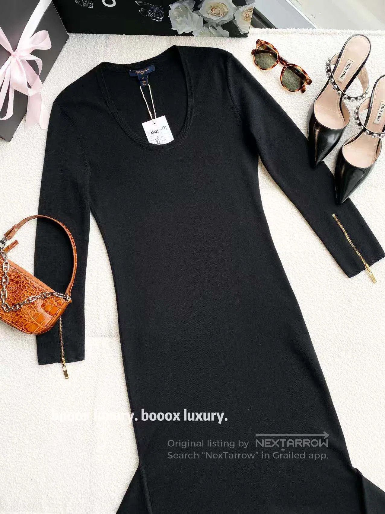 Louis Vuitton Louis Vuitton Knitted stretch long-sleeved dress| Size M / US 6-8 / IT 42-44 - 1 Thumbnail