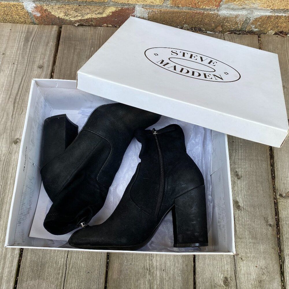 Steve Madden Vintage Steve Madden TATEE Black Block Heel Ankle Booties S Size US 5 / IT 35 - 2 Thumbnail