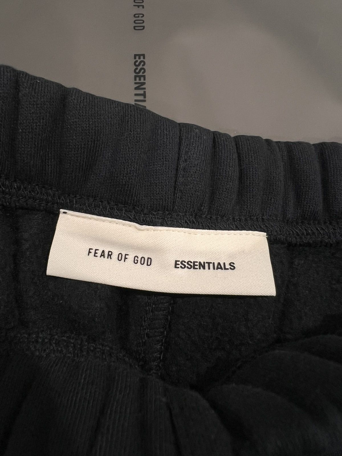 Essentials Fear of god essentials jet black classic sweatshorts Size L Size US 32 / EU 48 - 5 Thumbnail