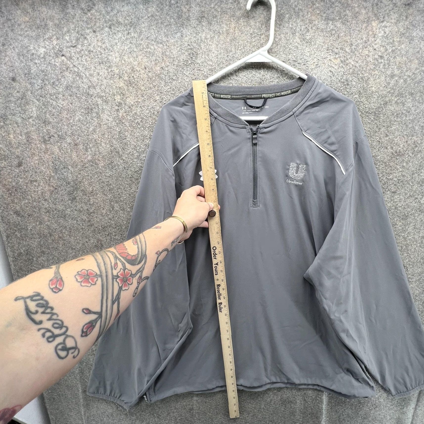 Under Armour Under Armour Jacket Mens 2XL Gray 1/4 Zip Windbreaker Lightweight VS Unilever Logo Size US XXL / EU 58 / 5 - 5 Thumbnail