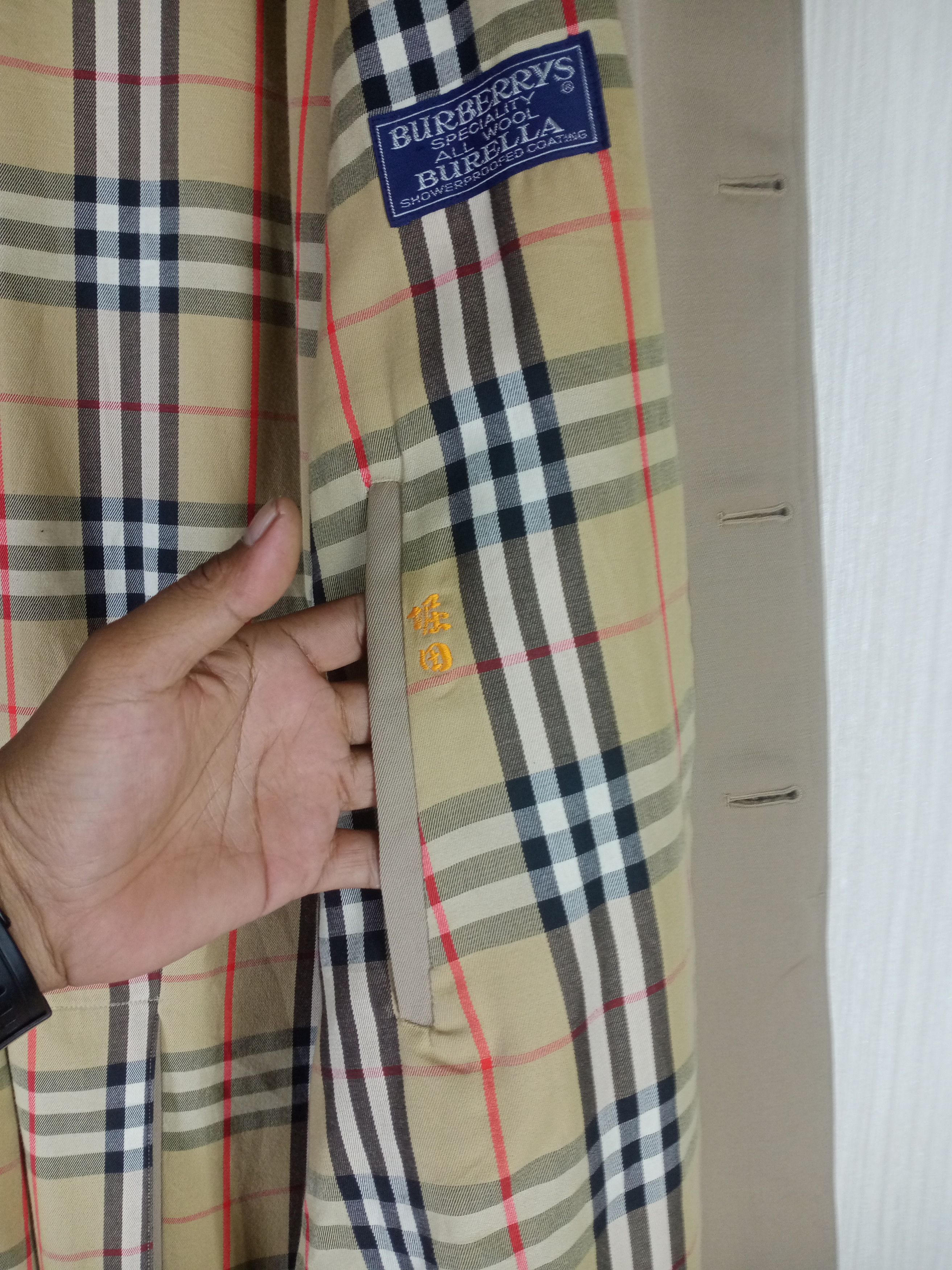 Burberry Vintage 90s Burberrys Nova Check Men's Trench Coat Size US L / EU 52-54 / 3 - 7 Thumbnail