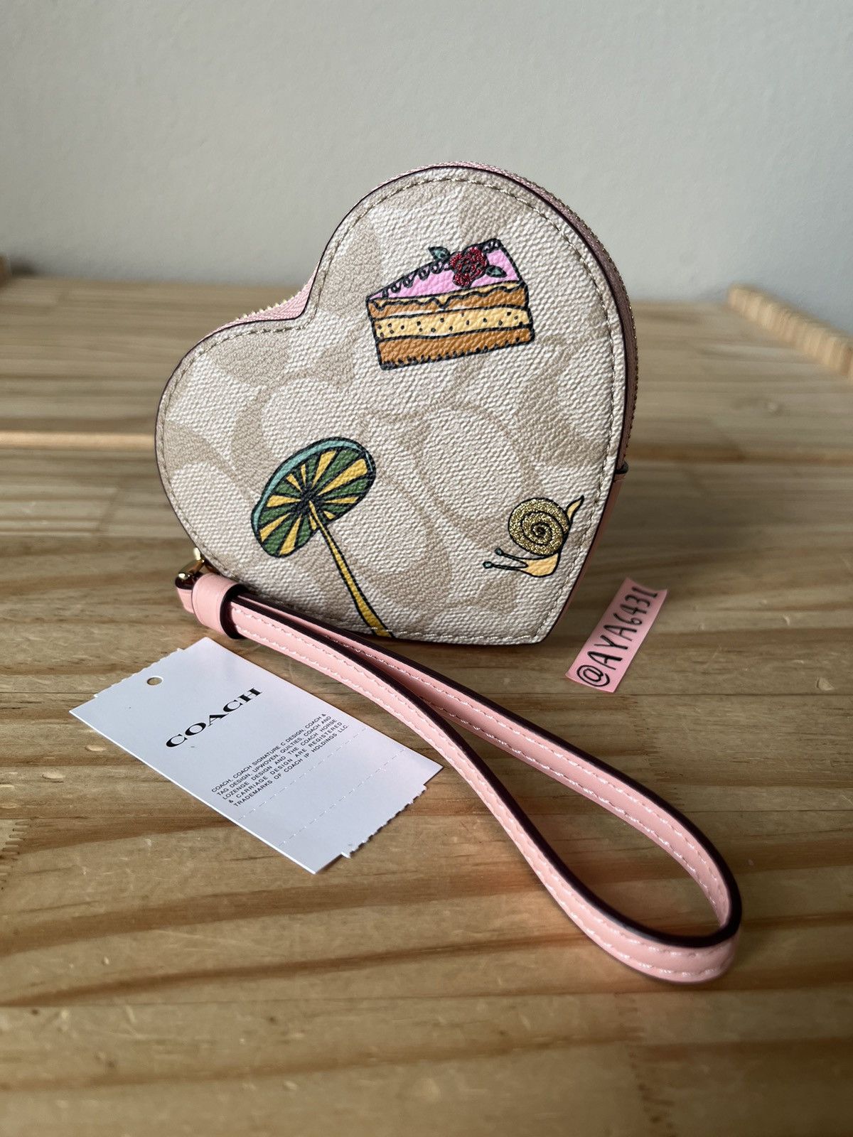 Coach Coach heart coin case Size ONE SIZE - 1 Thumbnail
