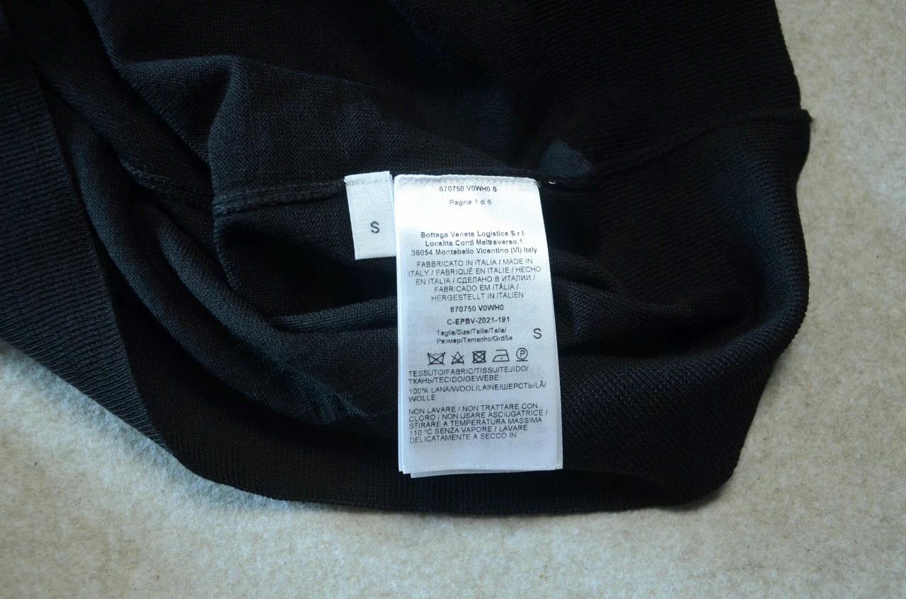 Bottega Veneta BV Deep Brown Lightweight Sweater S Back Triangle Detail Size US S / EU 44-46 / 1 - 8 Thumbnail
