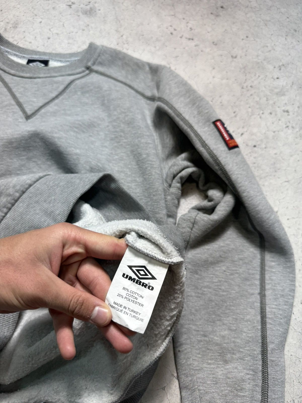 Umbro Umbro Pro Training Vintage Sweatshirt Big Logo Retro Size US L / EU 52-54 / 3 - 8 Thumbnail