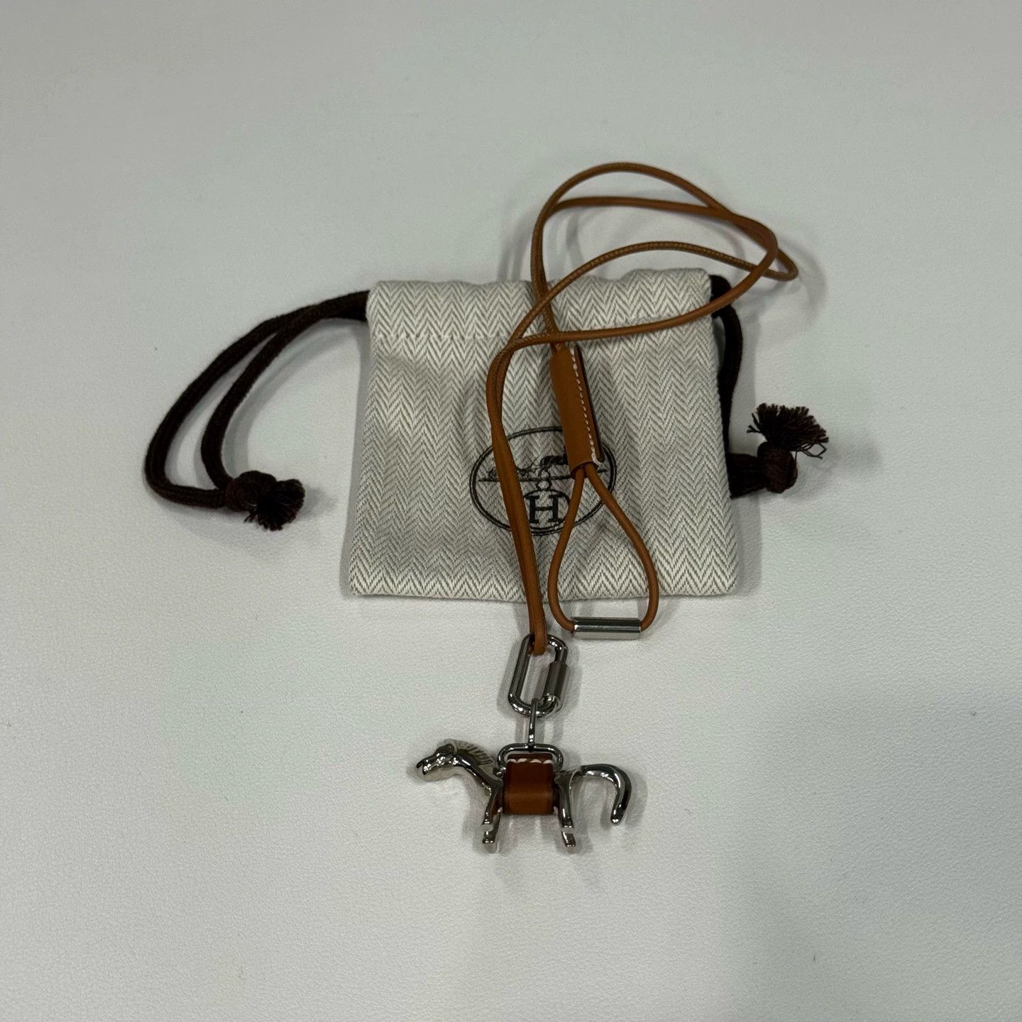 Hermes Hermes Pony Necklace New Unworn Size ONE SIZE - 6 Thumbnail